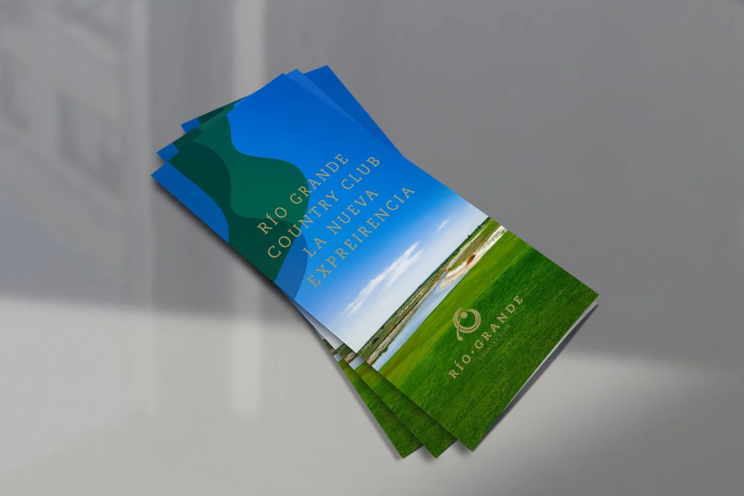 Brochure Mock-Up - PORTADA.jpg