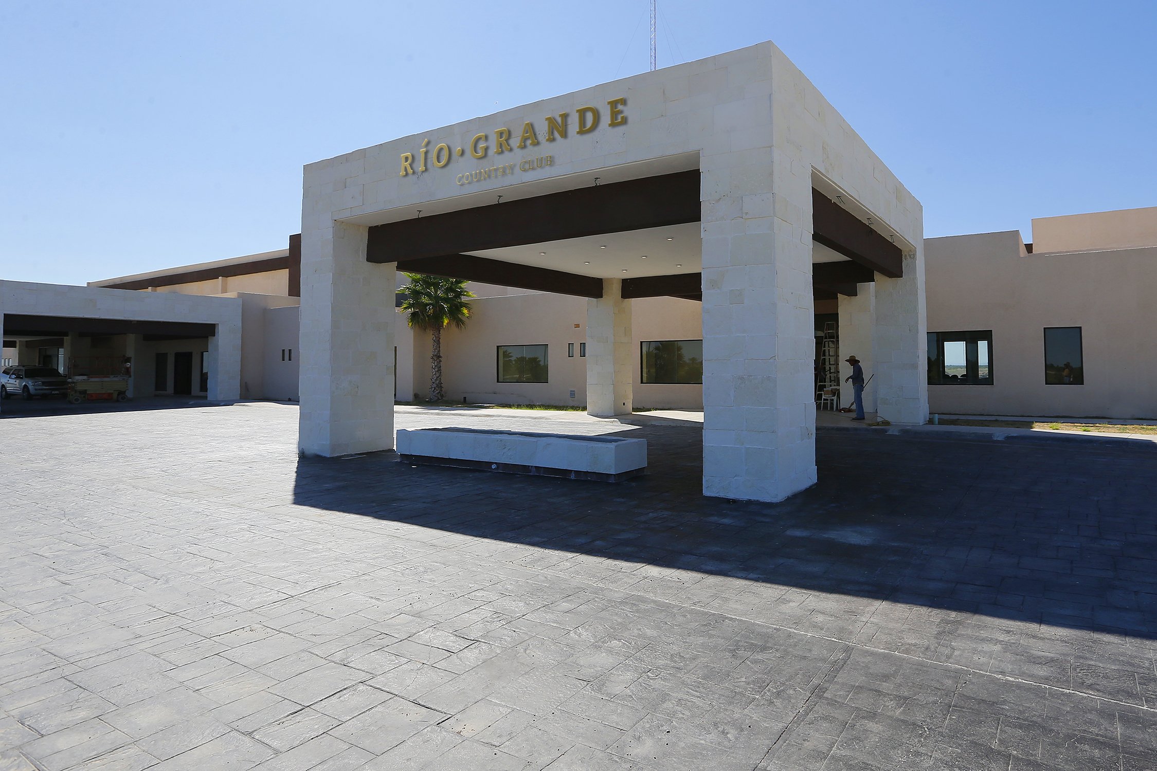 fachada texto MG_0481ok.jpg