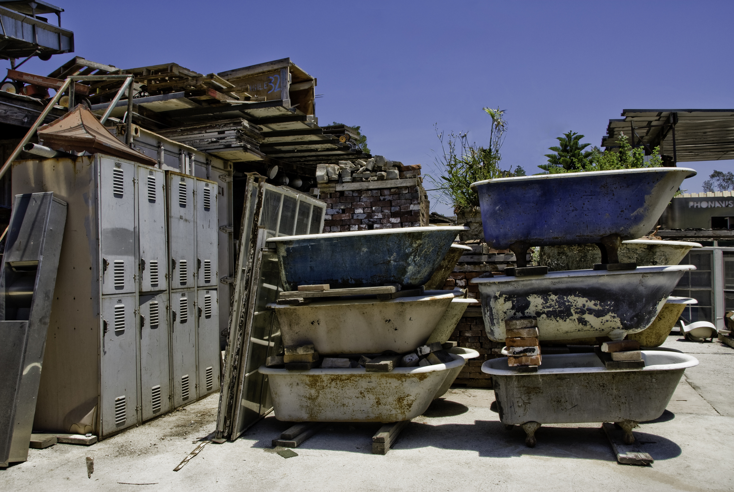 PAB_0129_junkyard_tubs.jpg