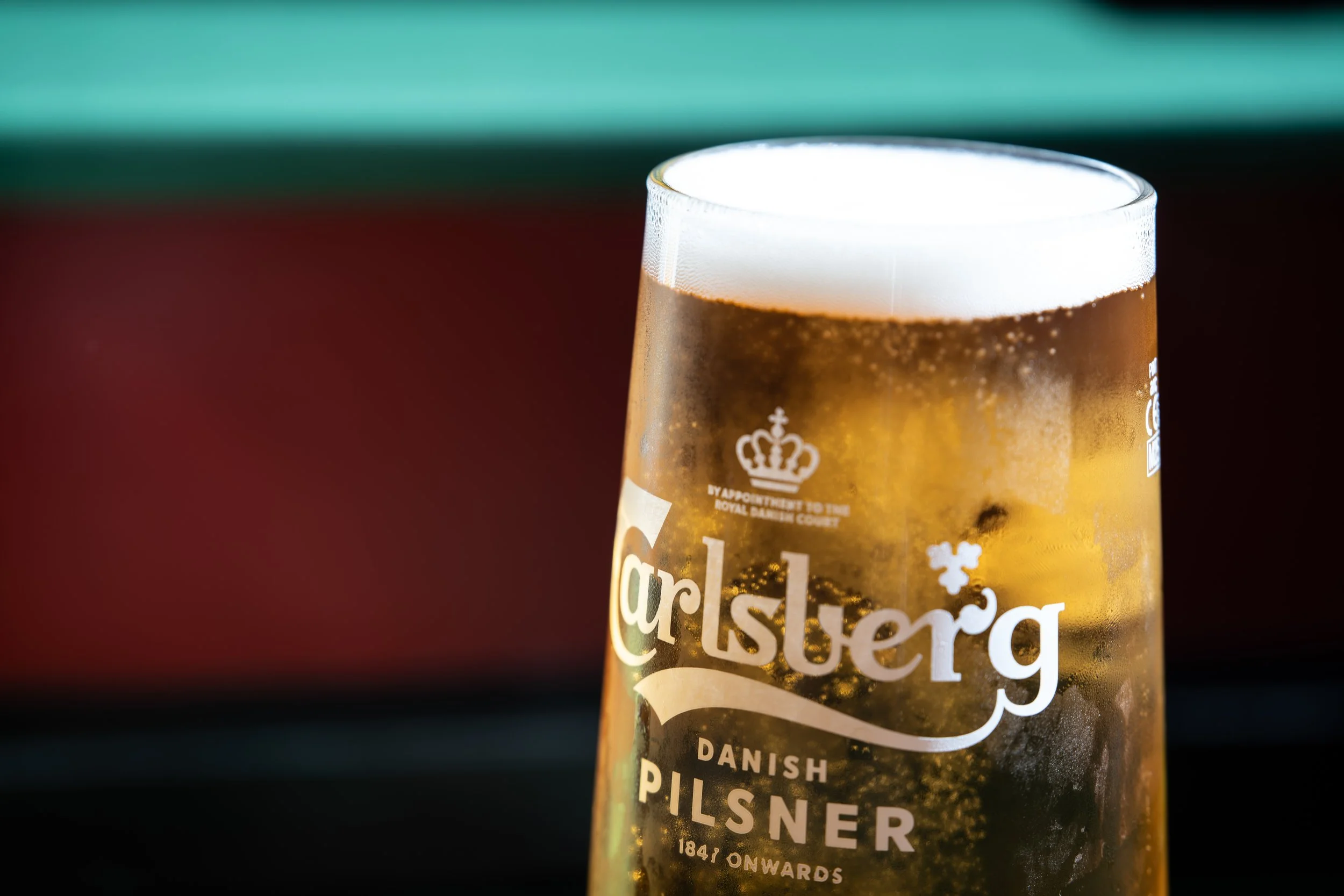 Pint of Carlsberg at Annie Twomey's, Southgate — video above