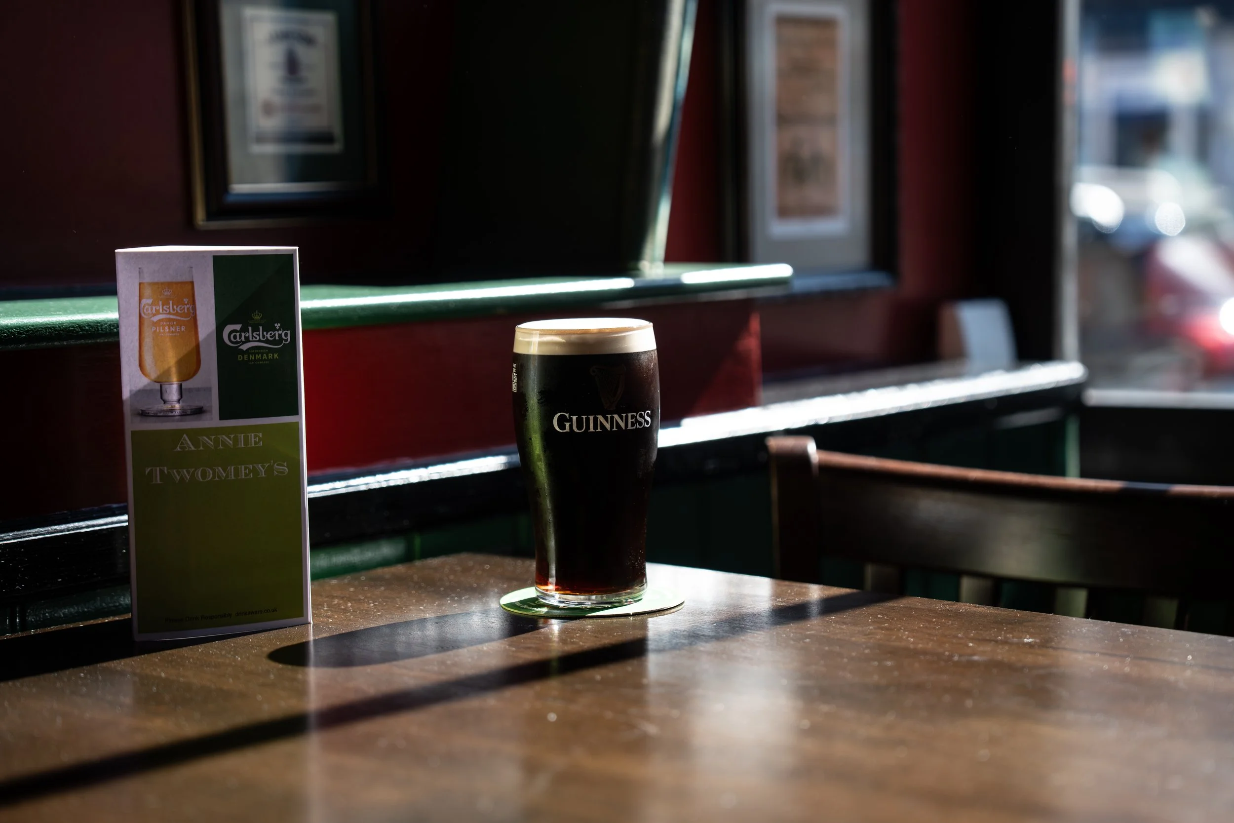 Guinness pint at Annie Twomey's, Southgate — video above