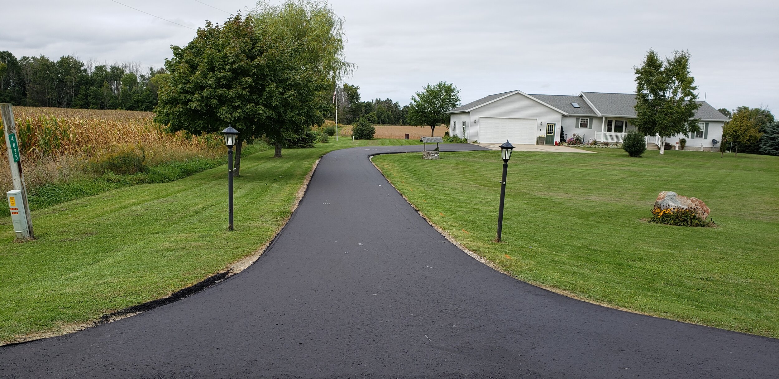 Esch Landscaping - Asphalt - Residential Driveway Project.jpg