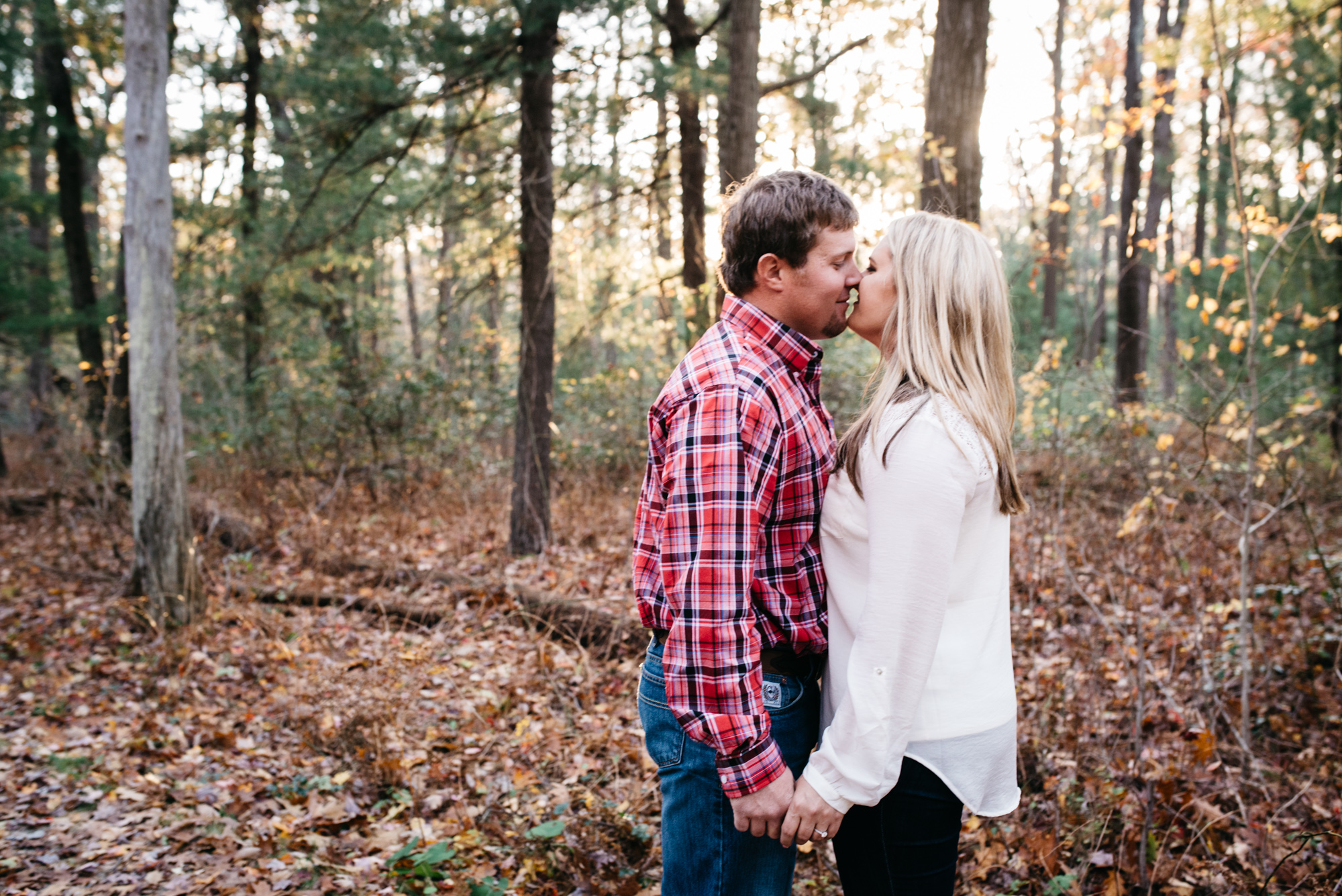 Linn Run Ligonier PA engagement photos in the fall