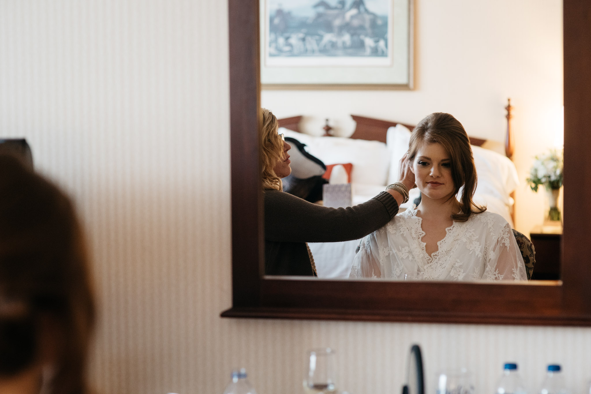bride+getting+ready+Pittsburgh+Photographer.jpg