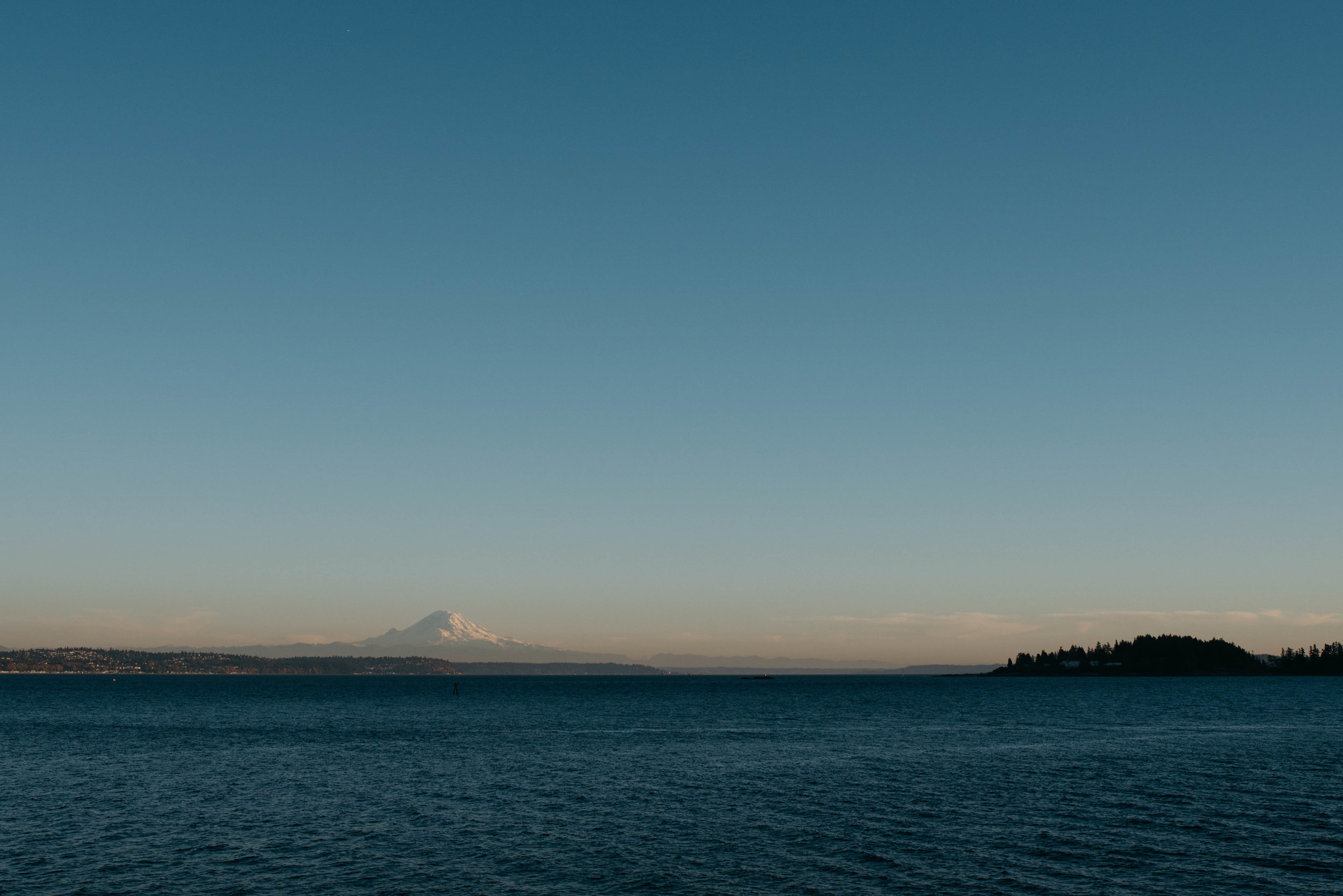 Seattle Ferry Travel photography mariah fisher-1.jpg