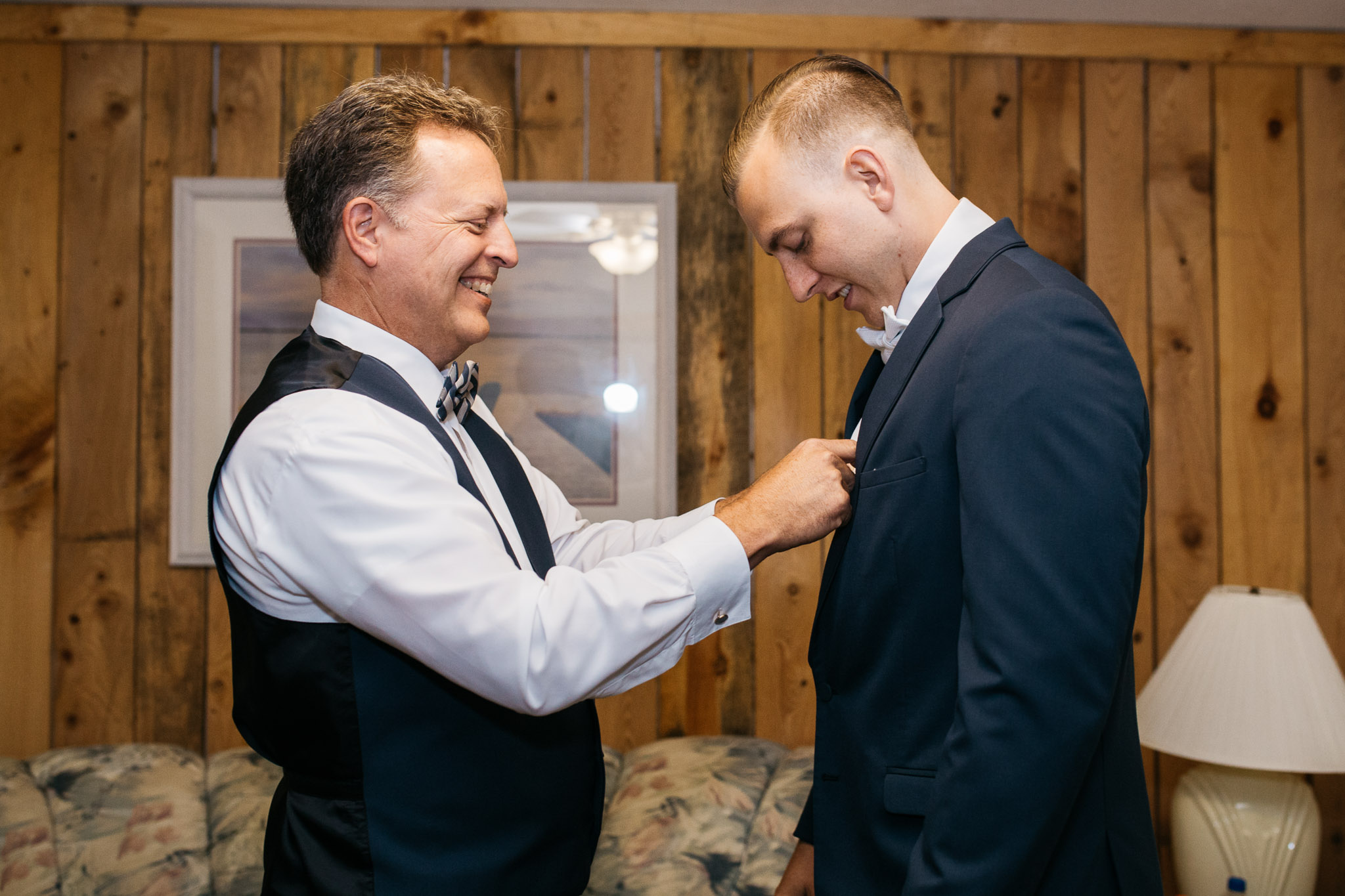 Foggy Mountain Stahlstown Groom Getting Ready-8277.jpg