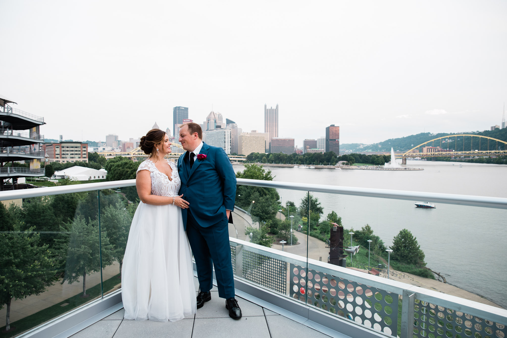 Pittsburgh Wedding Photographer, Carnegie Science Center, Pointview Hall, Mariah Fisher-1518.jpg