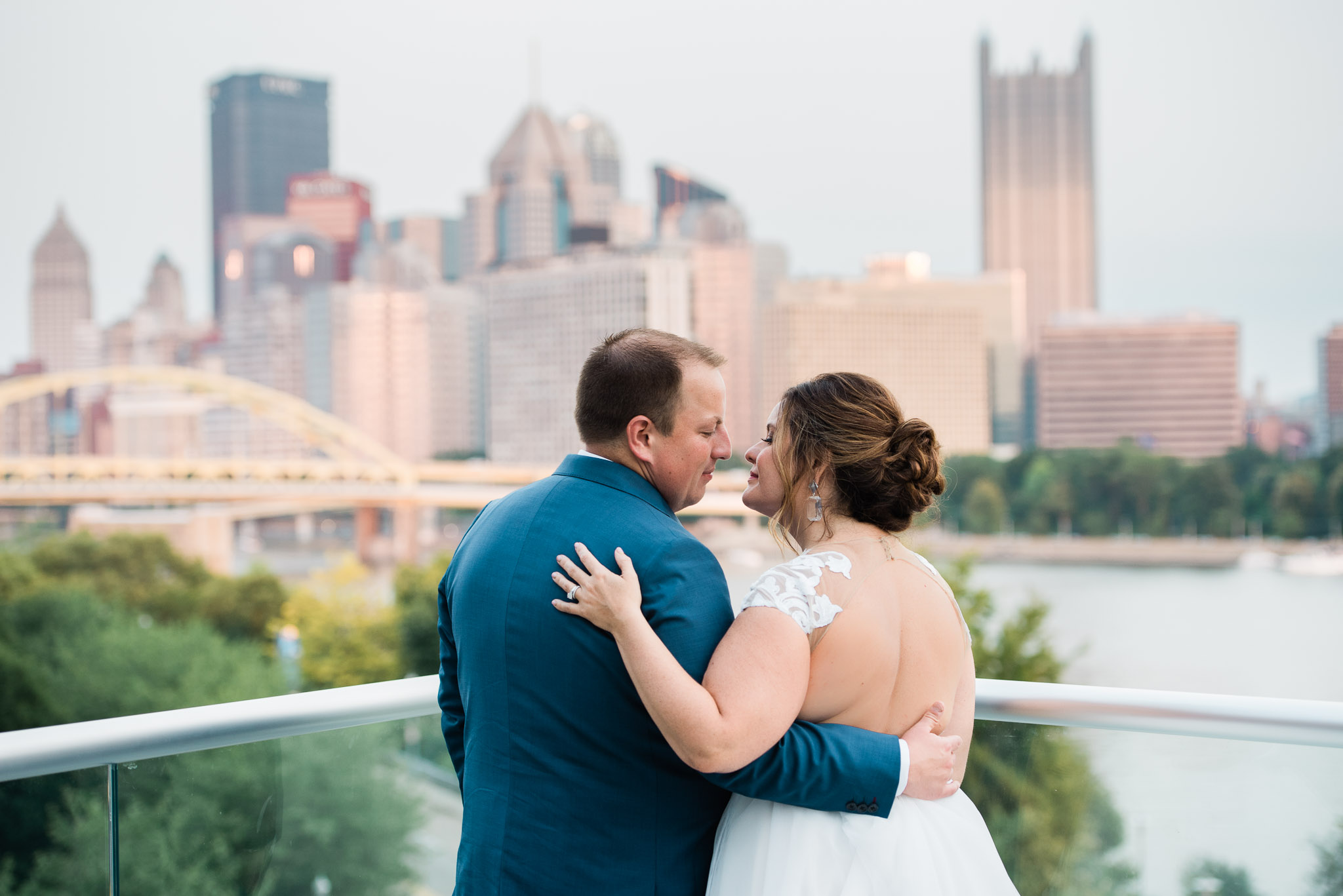 Pittsburgh Wedding Photographer, Carnegie Science Center, Pointview Hall, Mariah Fisher-6486.jpg