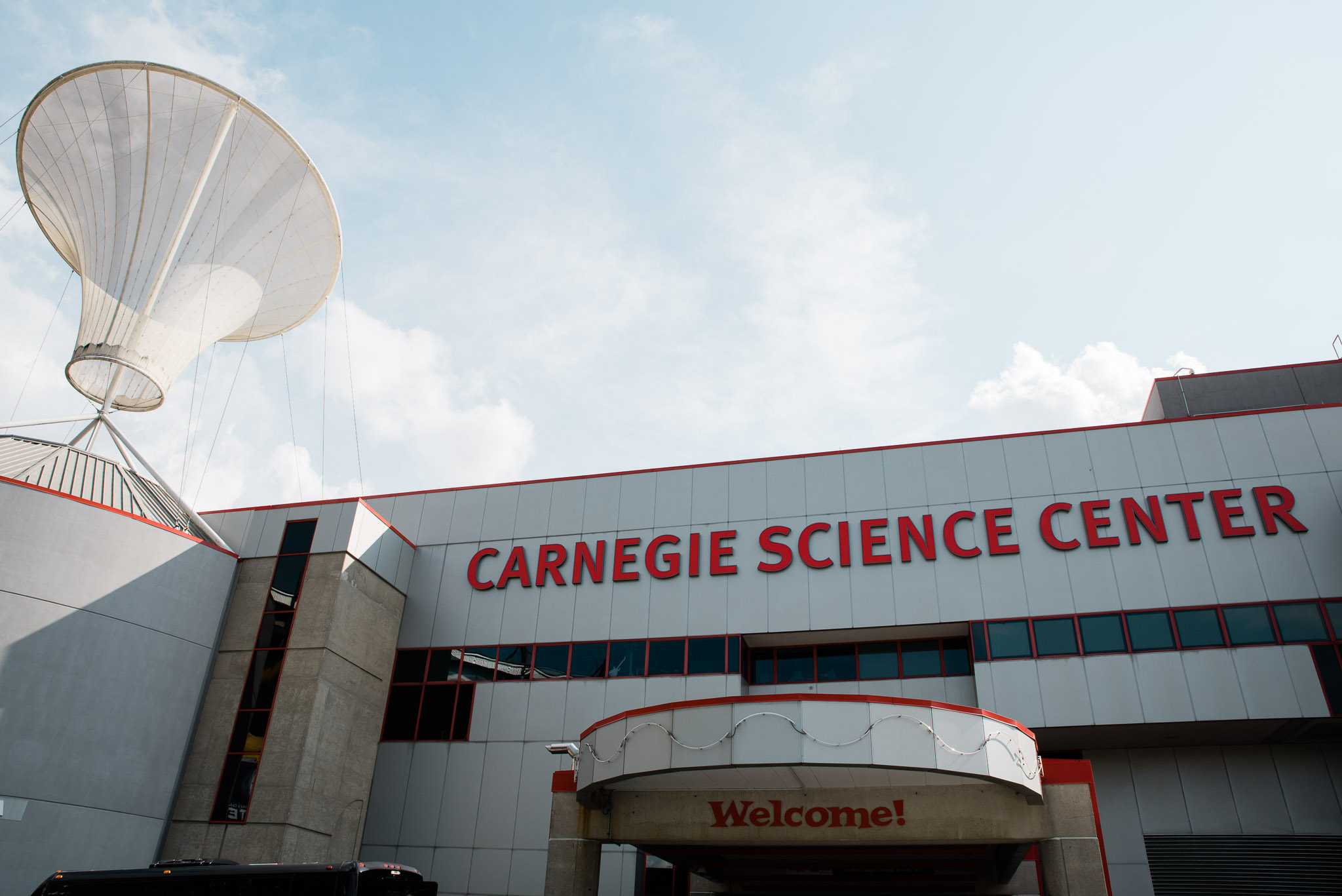 Pittsburgh Wedding Photographer, Pittsburgh wedding, Carnegie Science Center, Pointview Hall, Mariah Fisher-1010.jpg