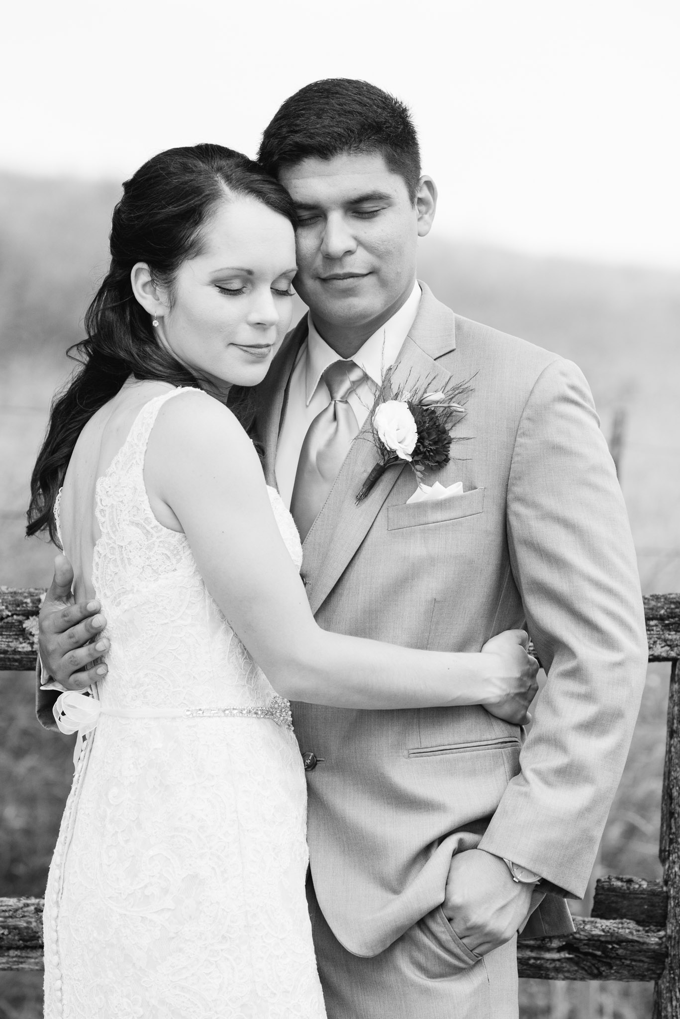 Bridal Portraits, The Event Barn at Highland Farms, Somerset PA-9428.jpg