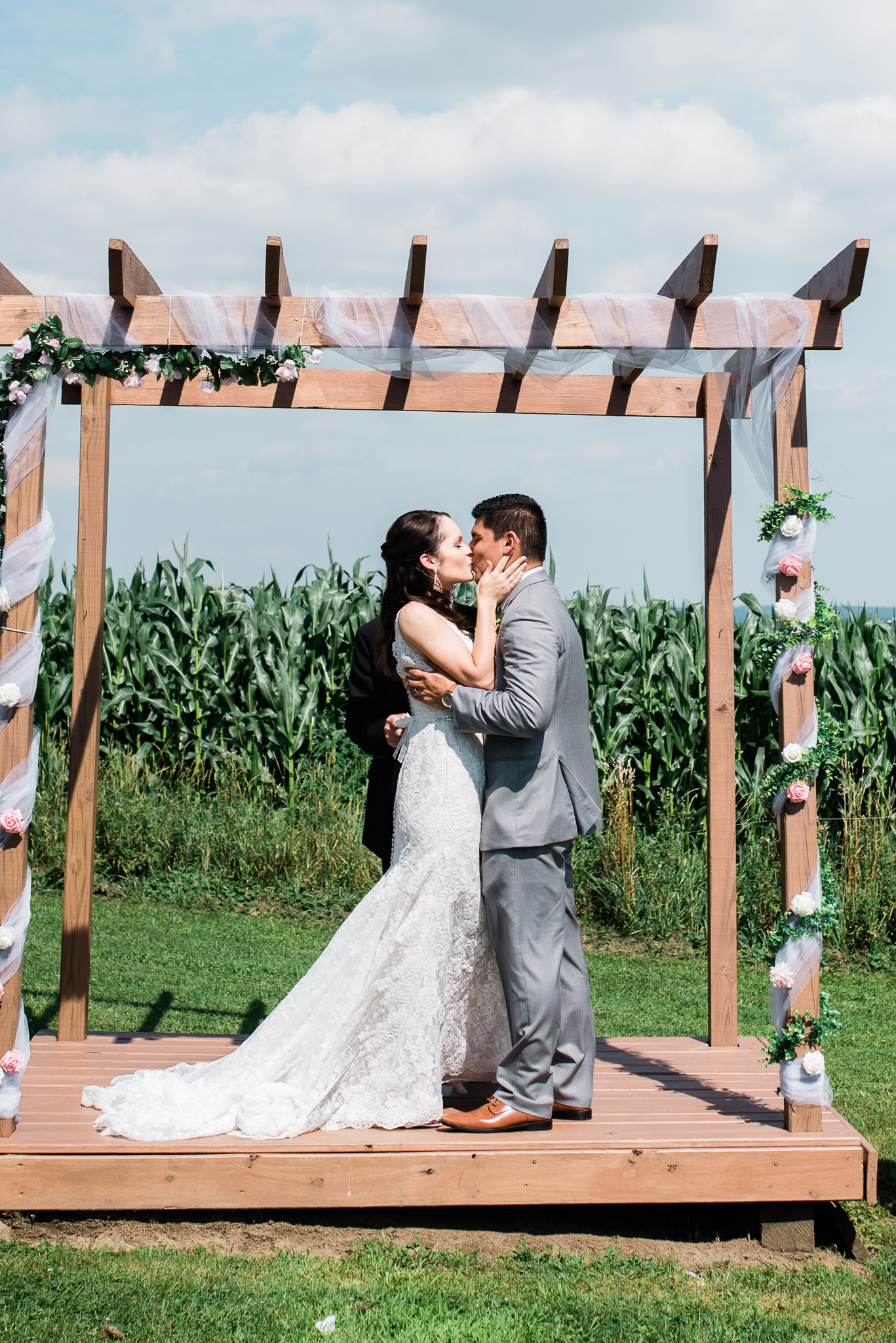 Outdoor Wedding Ceremony, Pittsburgh Wedding Photographer, The Event Barn at Highland Farms, Somerset PA-3544.jpg