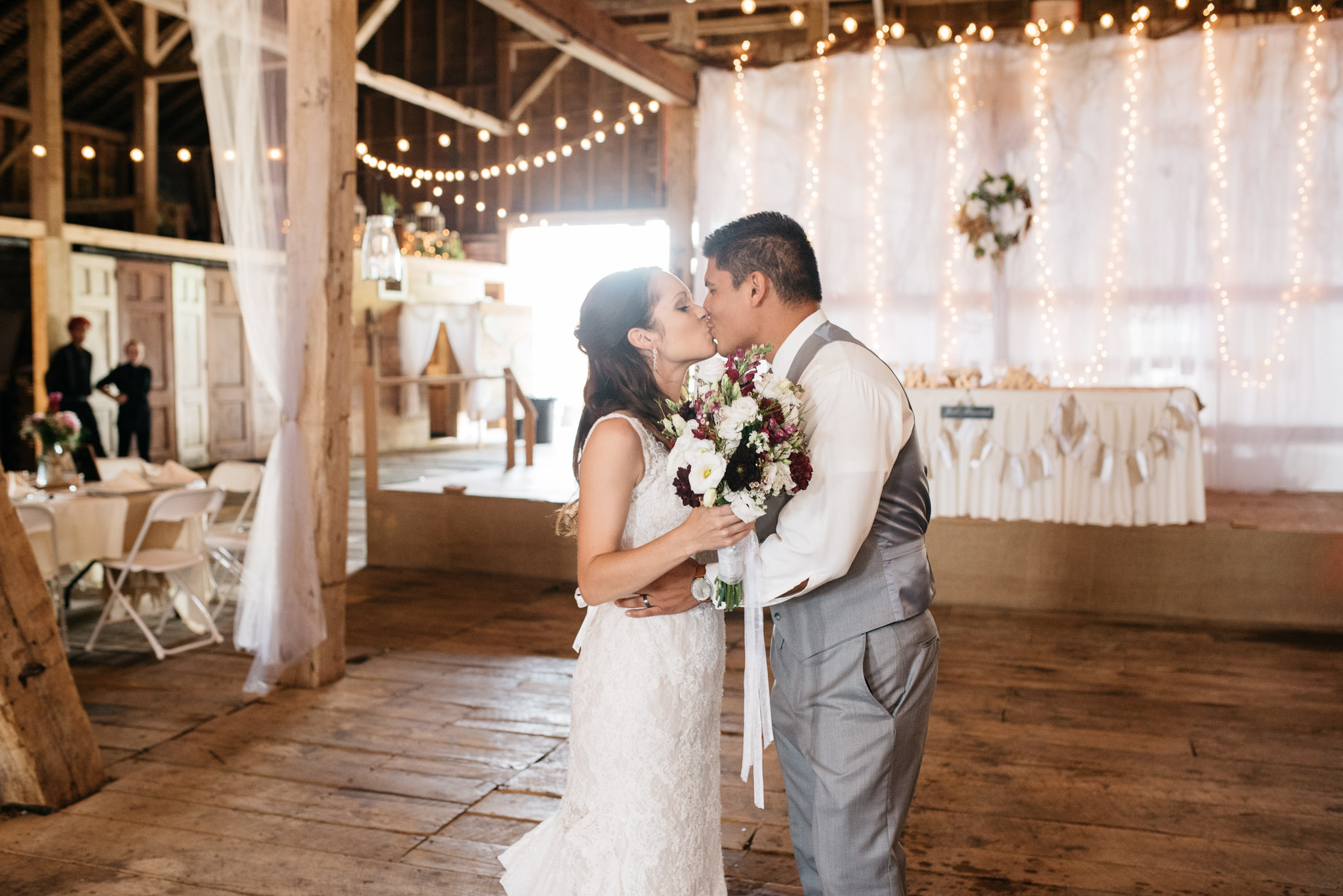 Pittsburgh Wedding Photographer, The Event Barn at Highland Farms, Somerset PA-3806.jpg