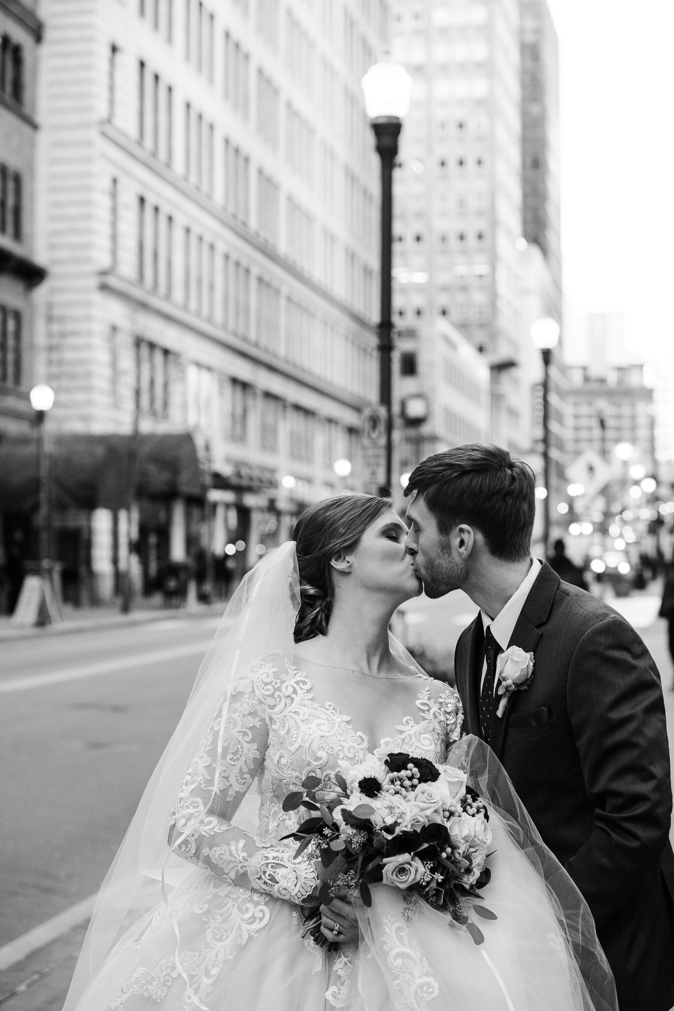 Wedding Portraits, Pittsburgh PA City Wedding Photographer-1459.jpg