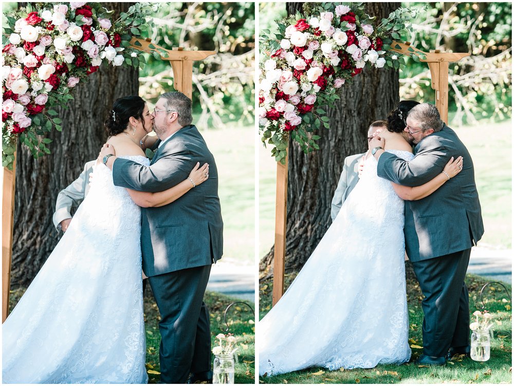 wedding kiss, mariah fisher photography.jpg