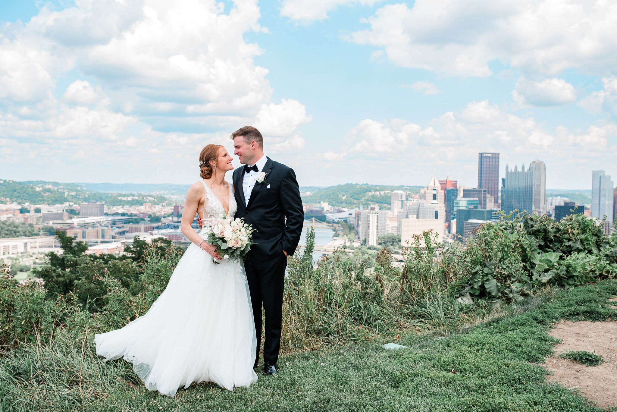 Heinz Chapel Wedding, Wedding Couple, Pittsburgh Photographer, Mariah Fisher--2.jpg