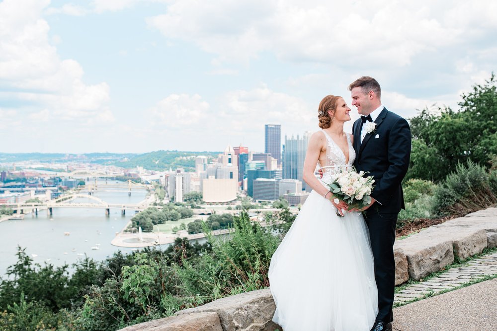 Heinz Chapel Wedding, Wedding Couple, Pittsburgh Photographer, Mariah Fisher-.jpg