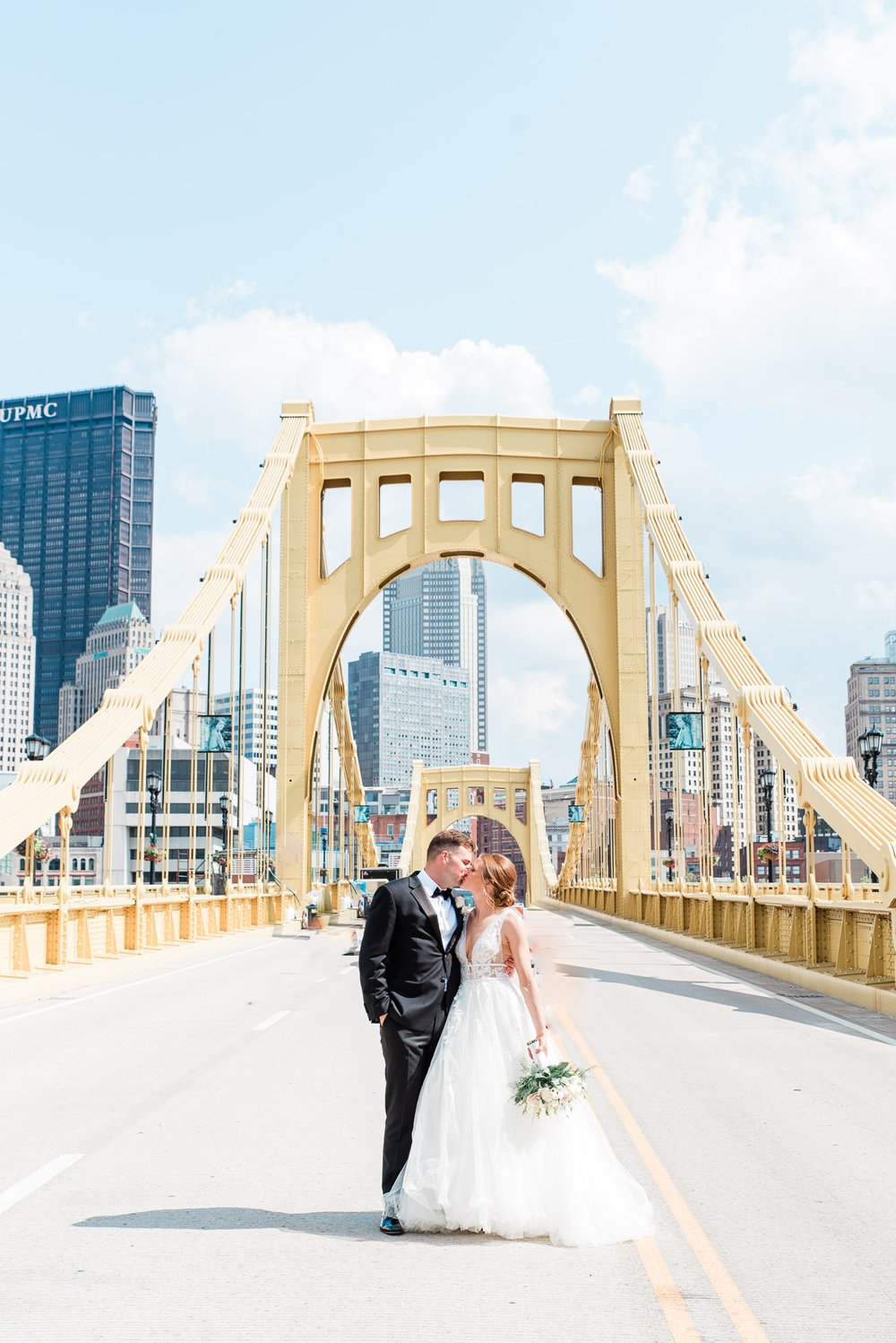 Heinz Chapel Wedding, Wedding Couple, Pittsburgh Photographer, Mariah Fisher--6.jpg