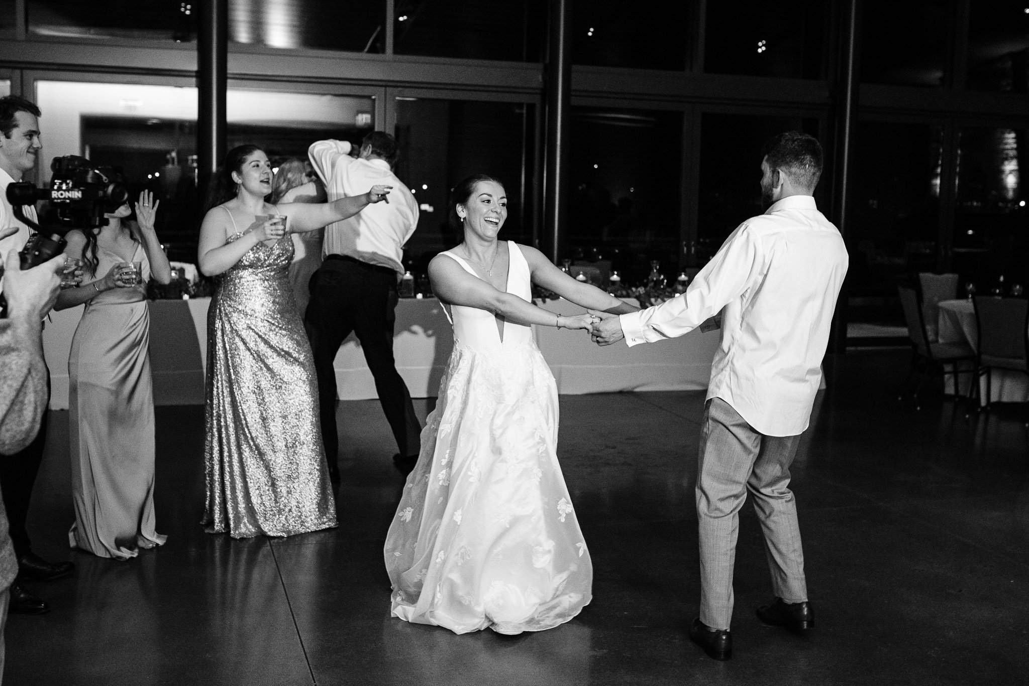National Aviary, Wedding Reception Dance, Pittsburgh Wedding Photography, Mariah Fisher-6935.jpg