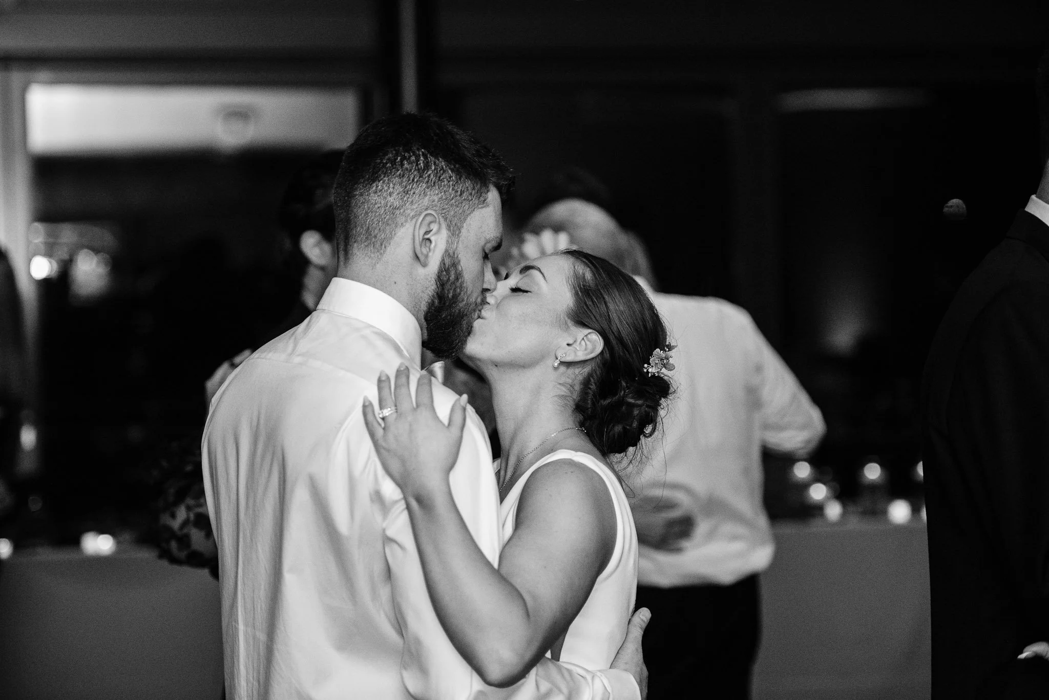 National Aviary, Wedding Reception Dance, Pittsburgh Wedding Photography, Mariah Fisher-6827.jpg