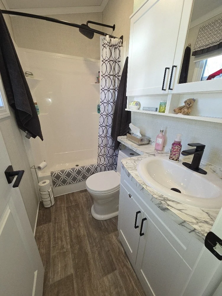 29 bath.jpg