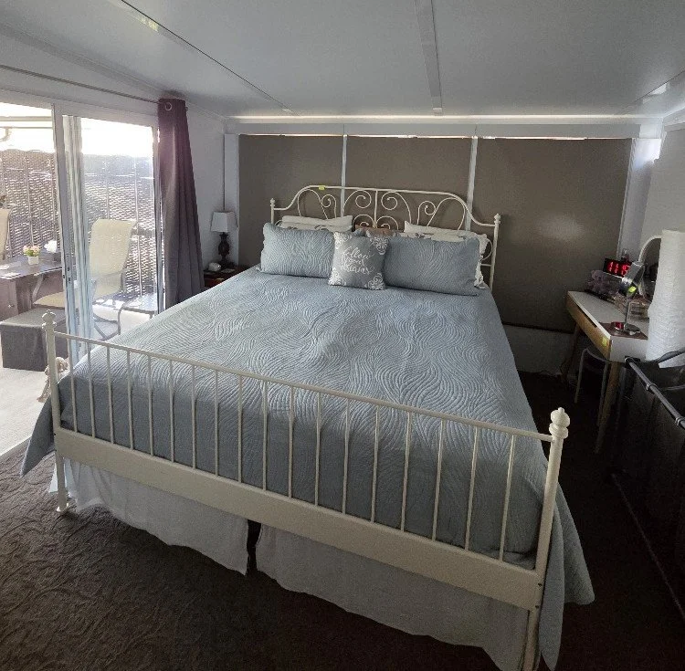 23 bedroom.jpg