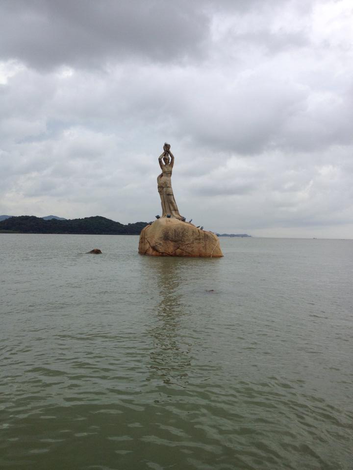Statue of the "Zhuhai fish maiden" - photo taken on the first day the DukeEngage 2014 cohort spent in the city. These students were hardworking, caring and inspiring. See their work here .