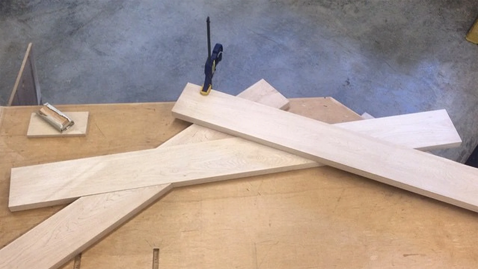 TangentBench_Process1_Lentz_170519.jpg