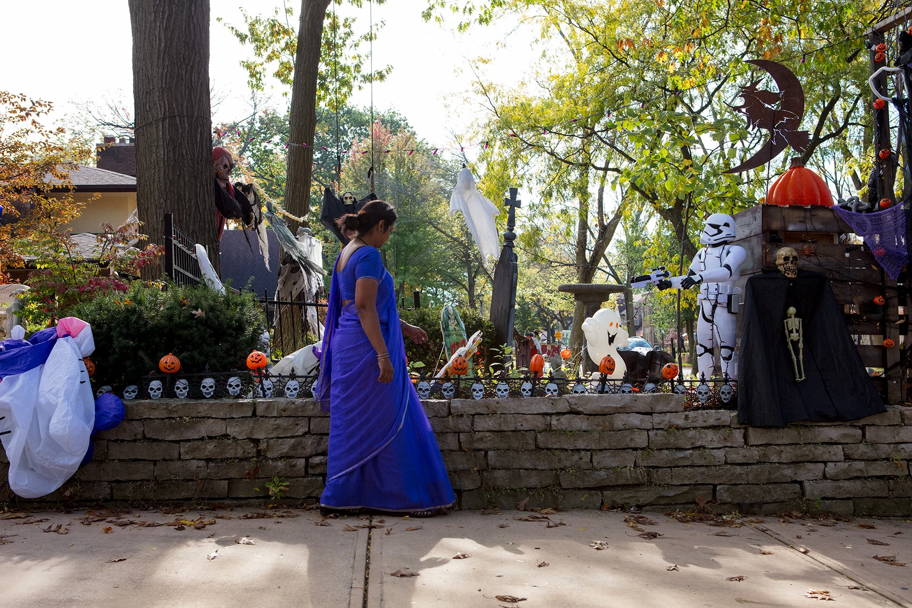 33_171021_halloween_house_018.jpg