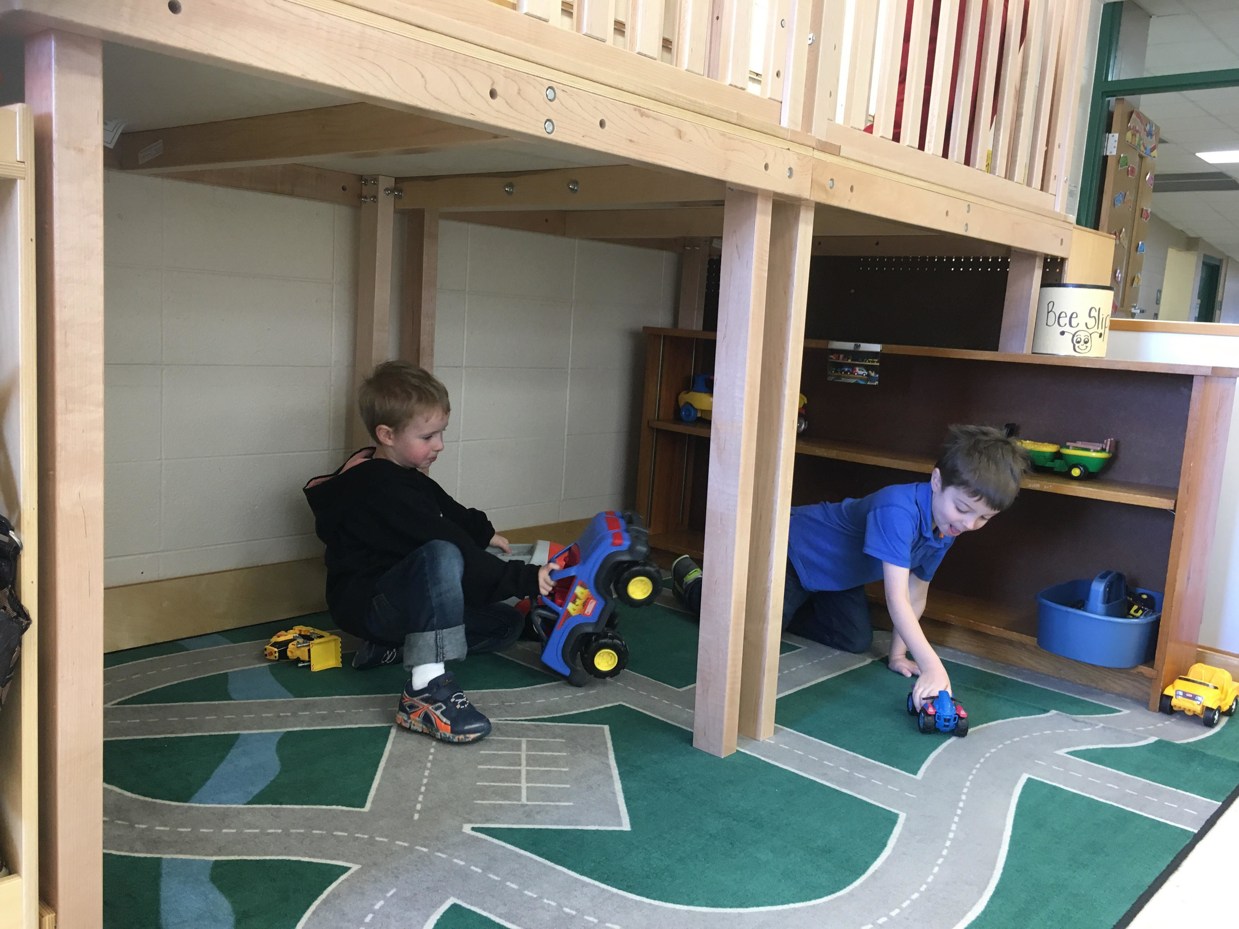 Block center under the loft