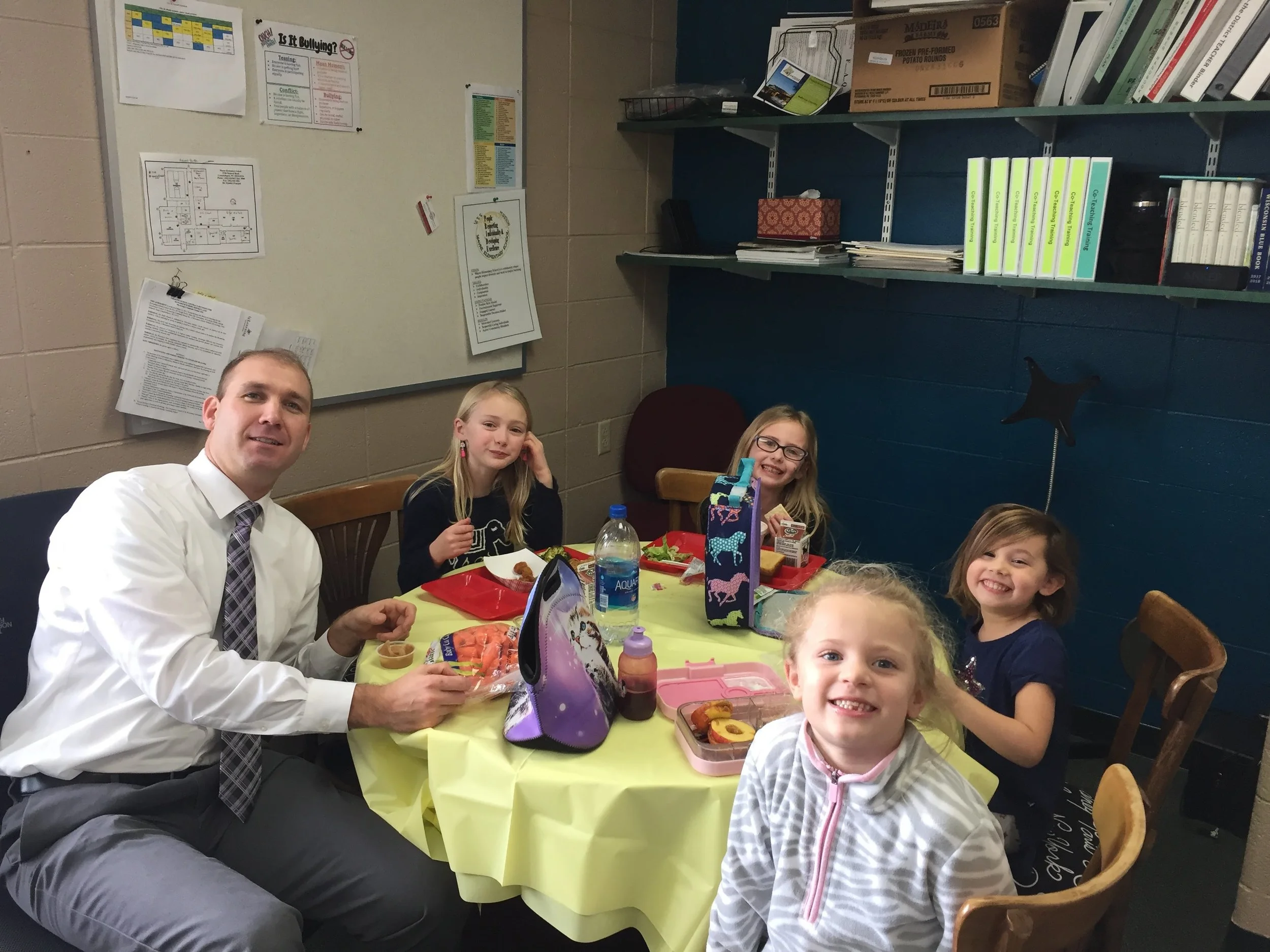 PBIS January "Lunch w/ Mr. Flood" Winners!