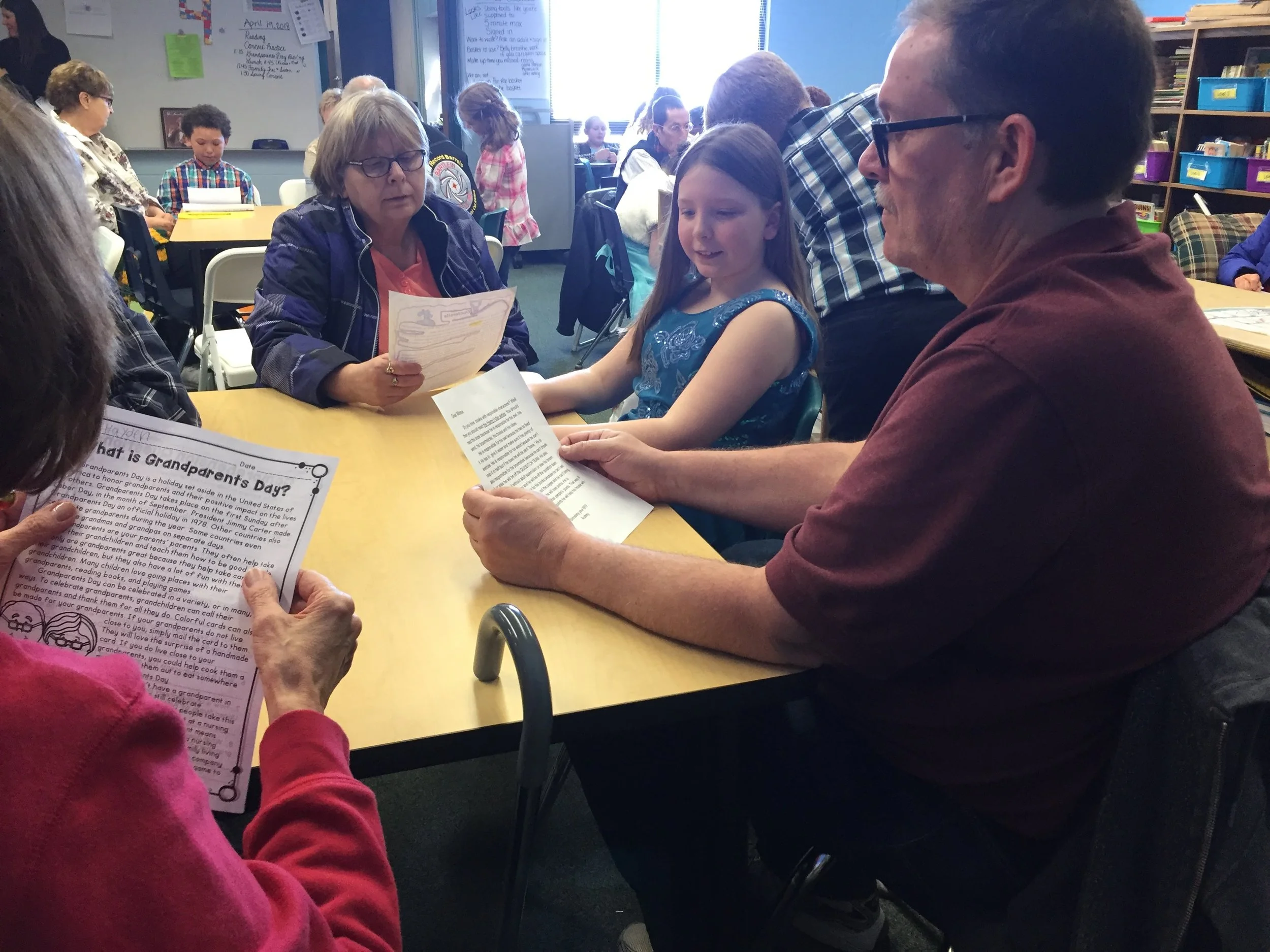 Students Enjoy sharing with their Grandparents this week! Thank You to everyone for coming, and your patience with our parking