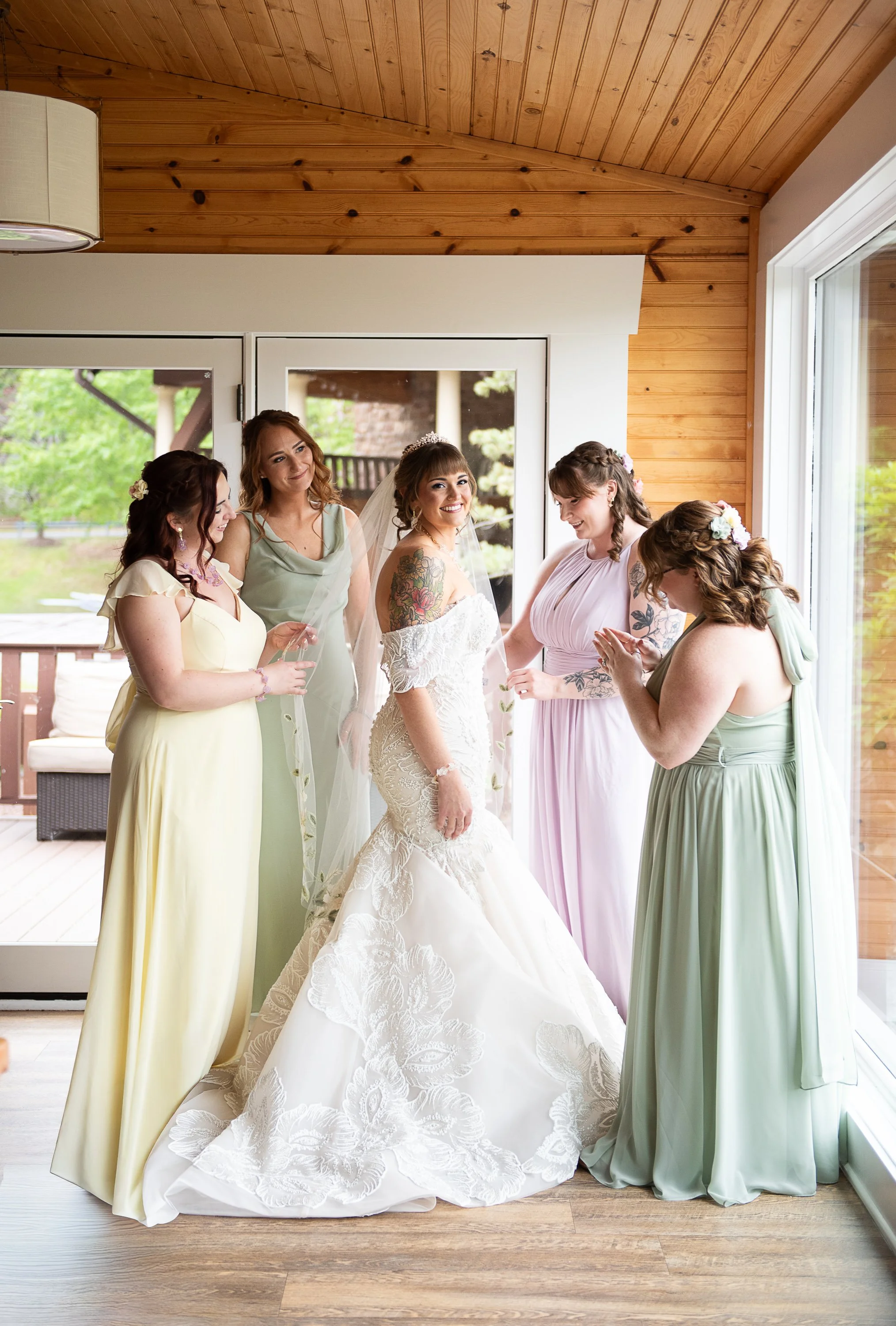house-mountain-inn-wedding-karin-nicole-photography-1-14.jpg