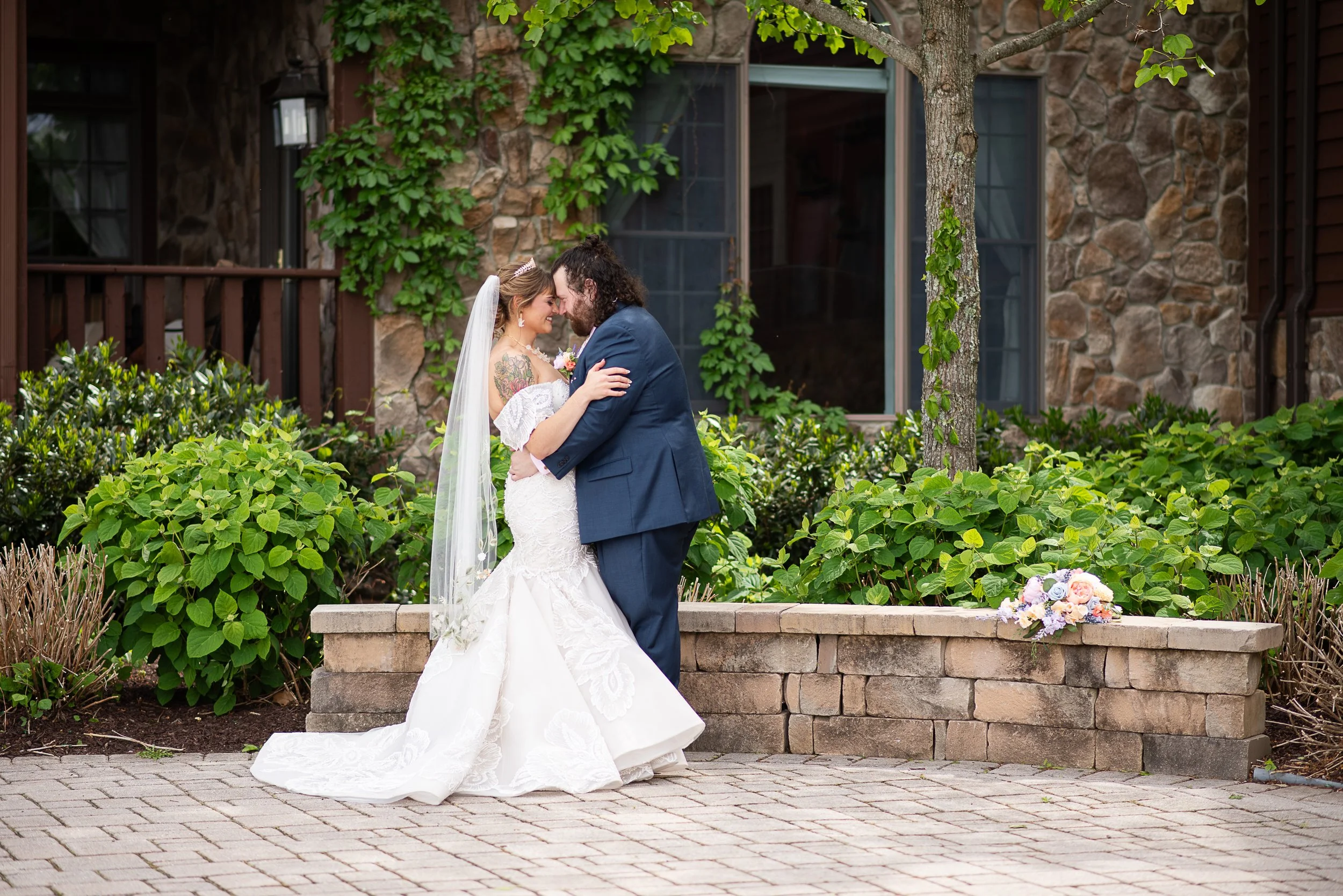 house-mountain-inn-wedding-karin-nicole-photography-1-45.jpg