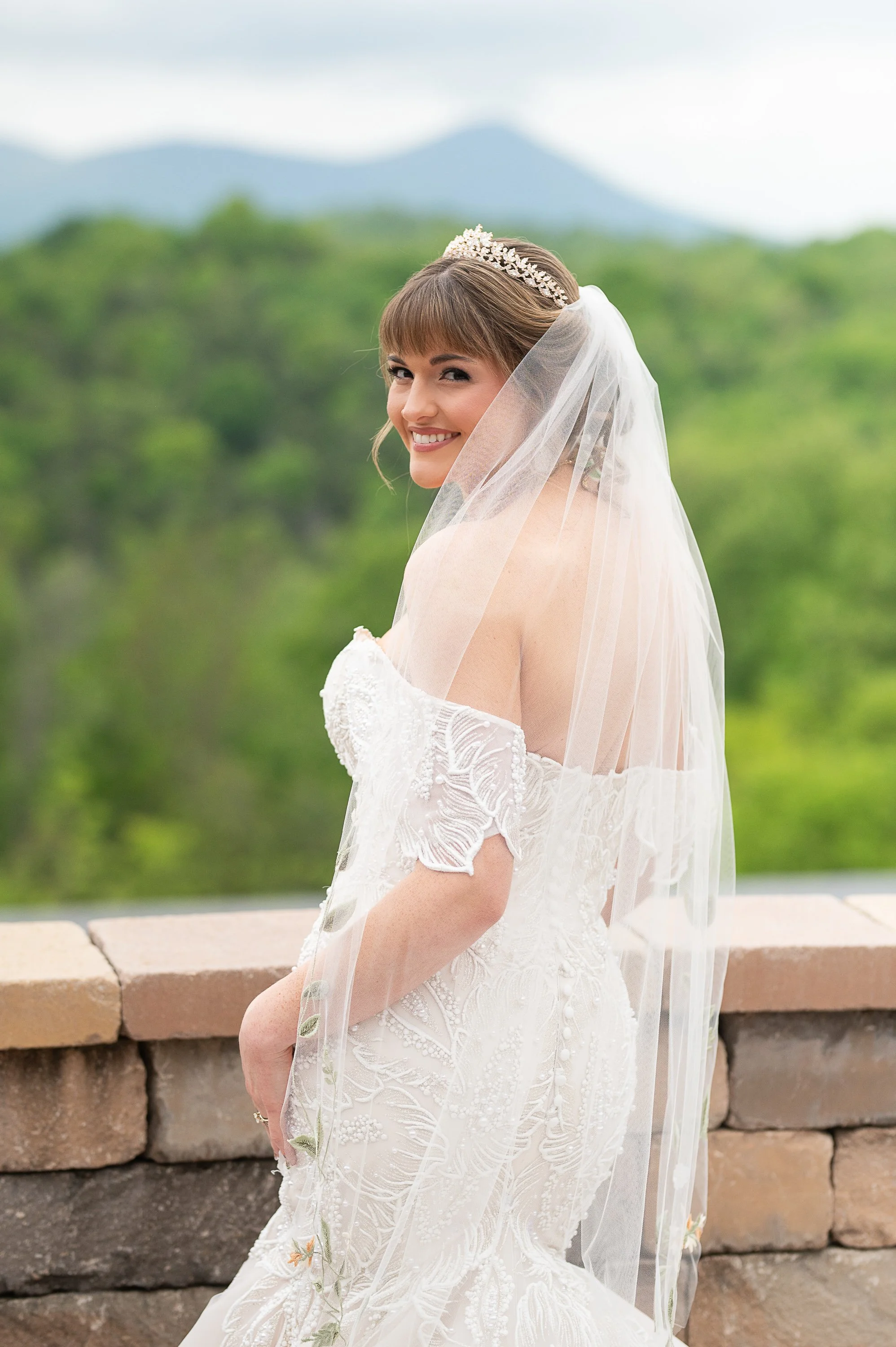 house-mountain-inn-wedding-karin-nicole-photography-1-47.jpg