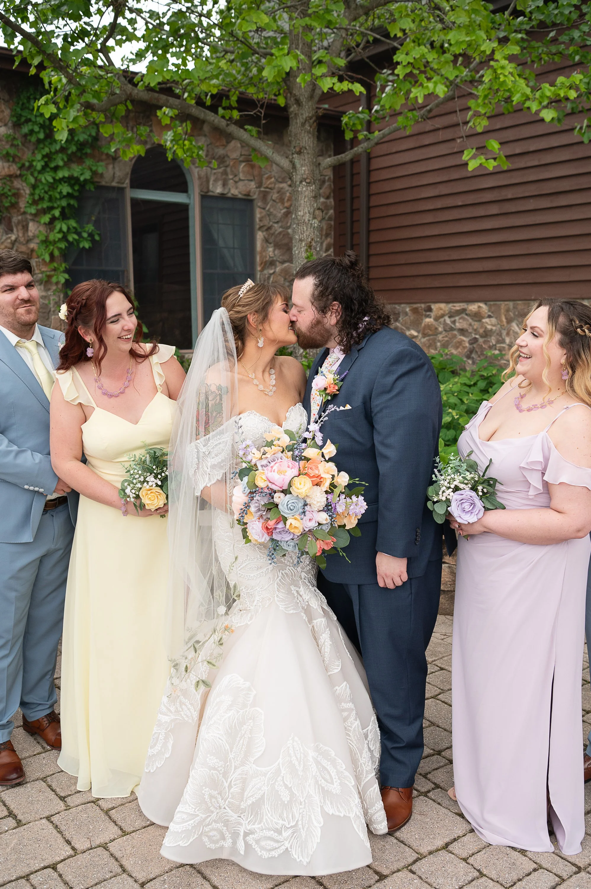 house-mountain-inn-wedding-karin-nicole-photography-1-52.jpg