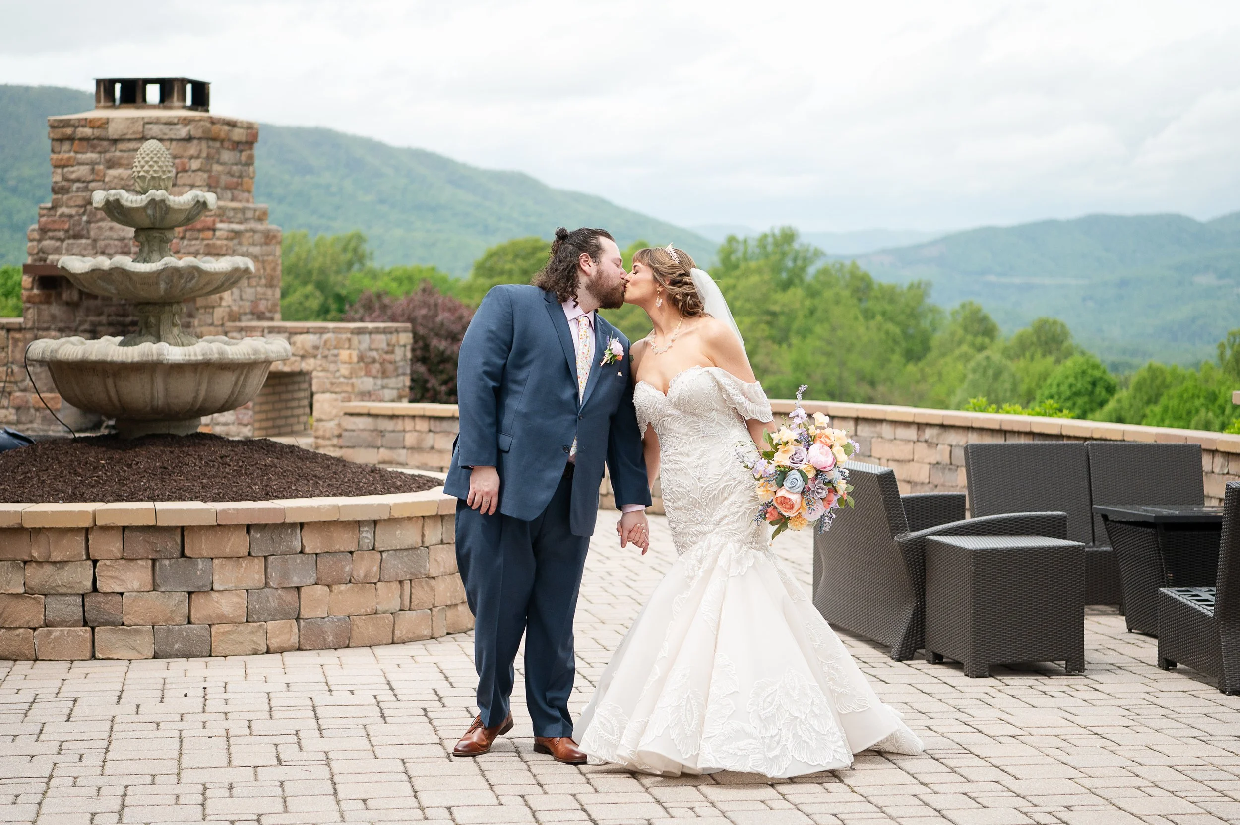 house-mountain-inn-wedding-karin-nicole-photography-1-62.jpg