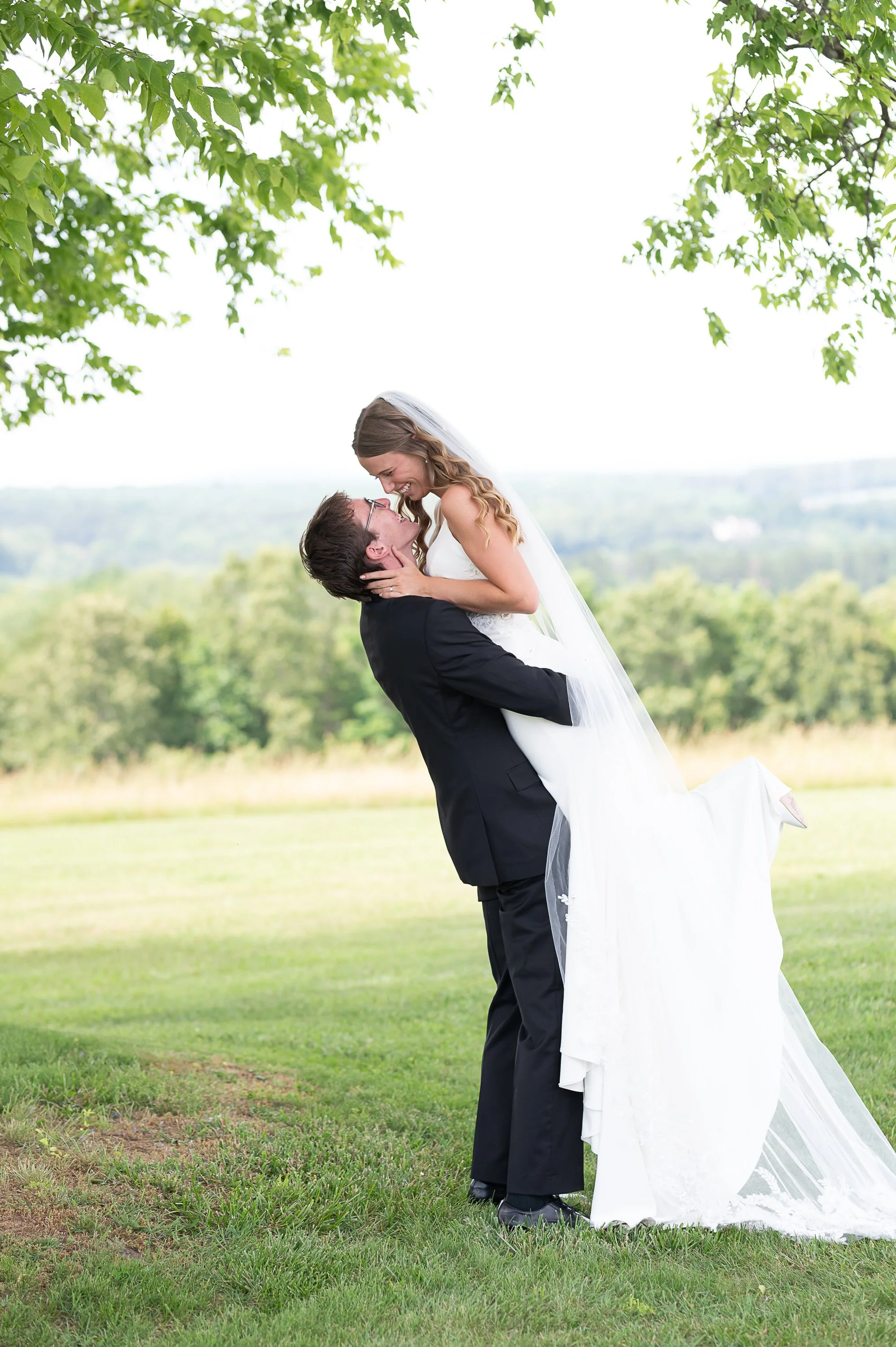riverview-manor-wedding-karin-nicole-photography-1-10.jpg
