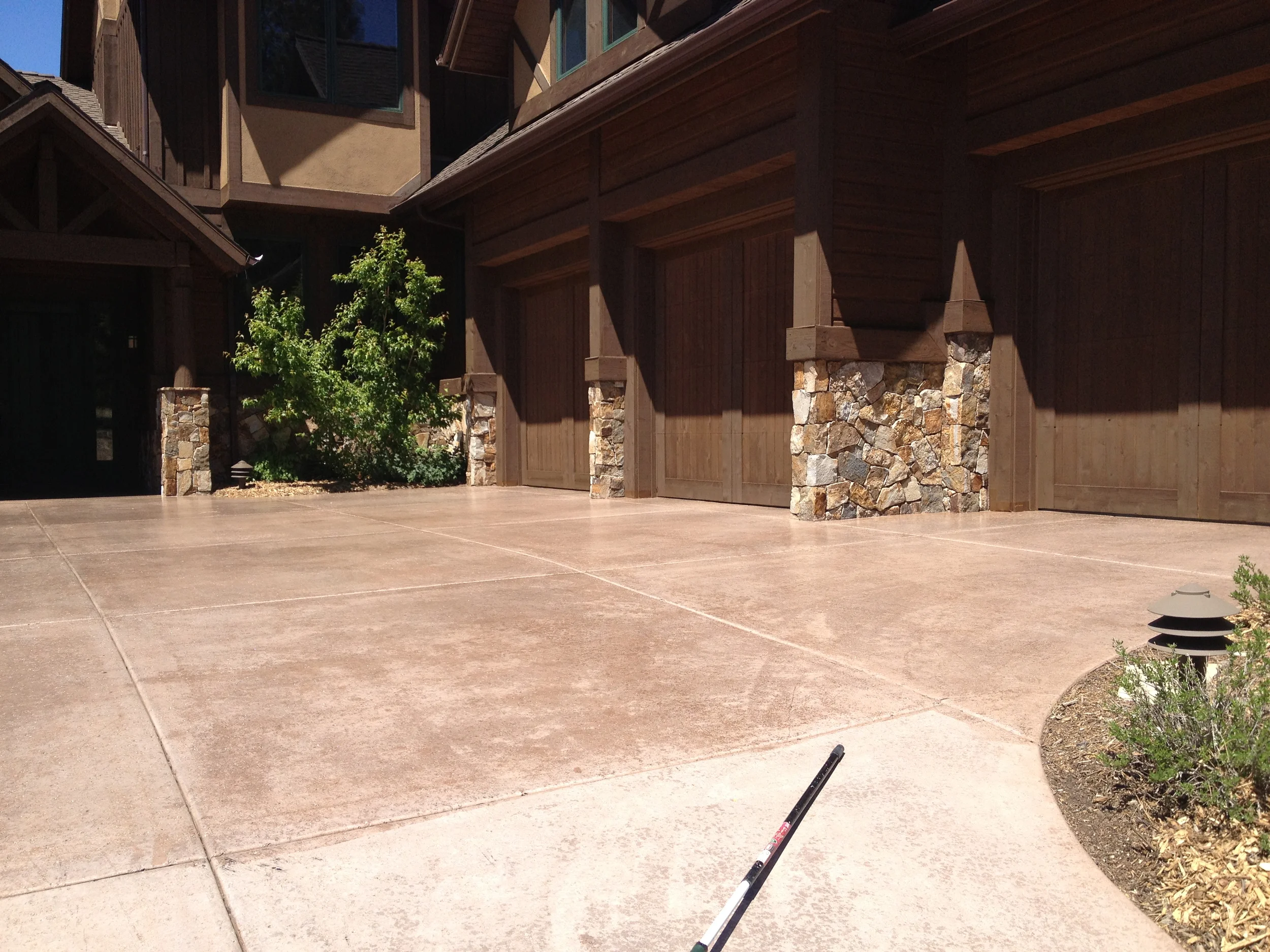 Sealing a colored concrete driveway