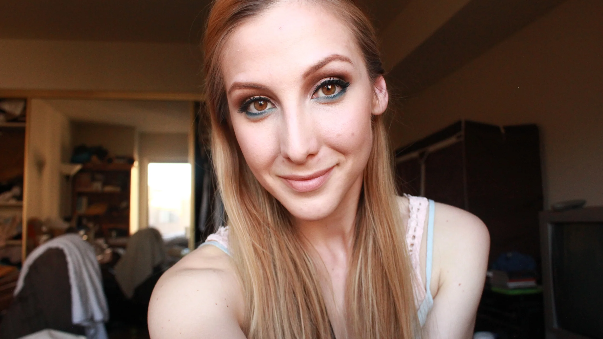 Flawless Camera-Ready Makeup (Video) 