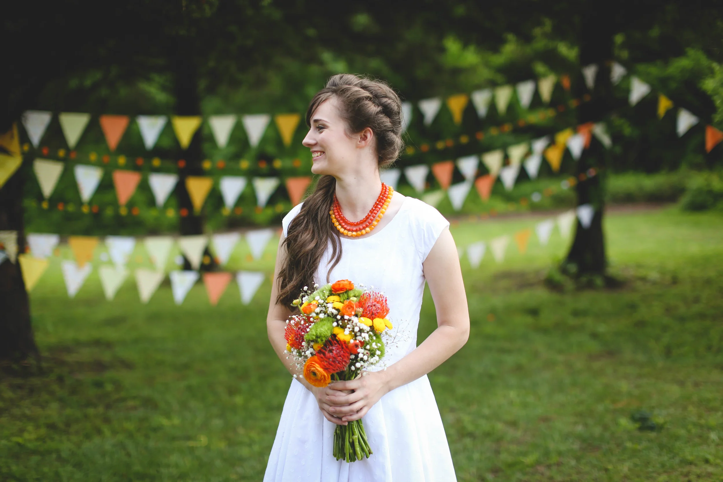Colorful and Retro Springfield, MO, Wedding // Sam+Jana