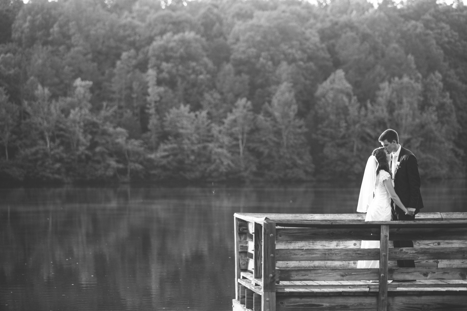 AaronHanna-weddingparty-1-133.jpg