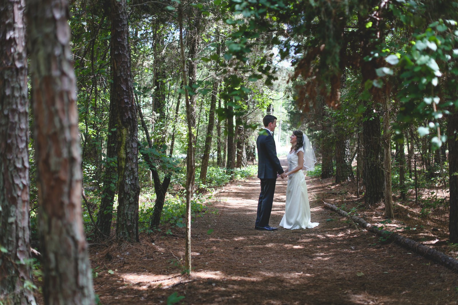AaronHanna-weddingparty-1-31.jpg