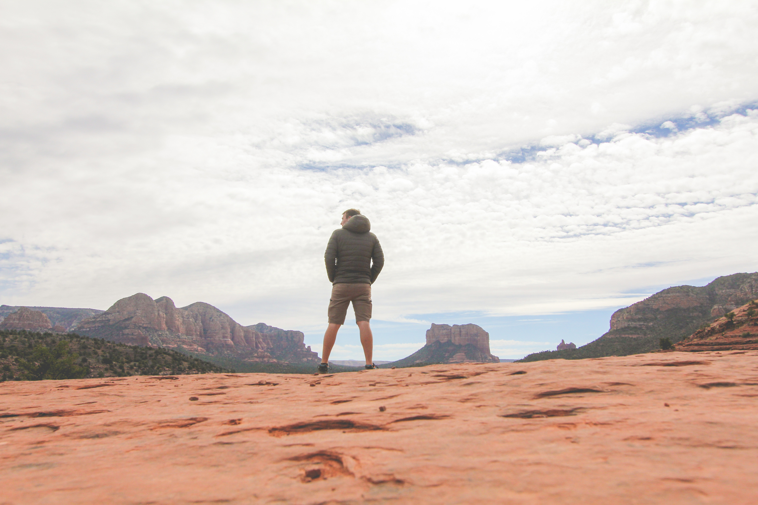 Honeymoon_Tuesday_Sedona_Arizona_JonCourvillePhotography-8.jpg
