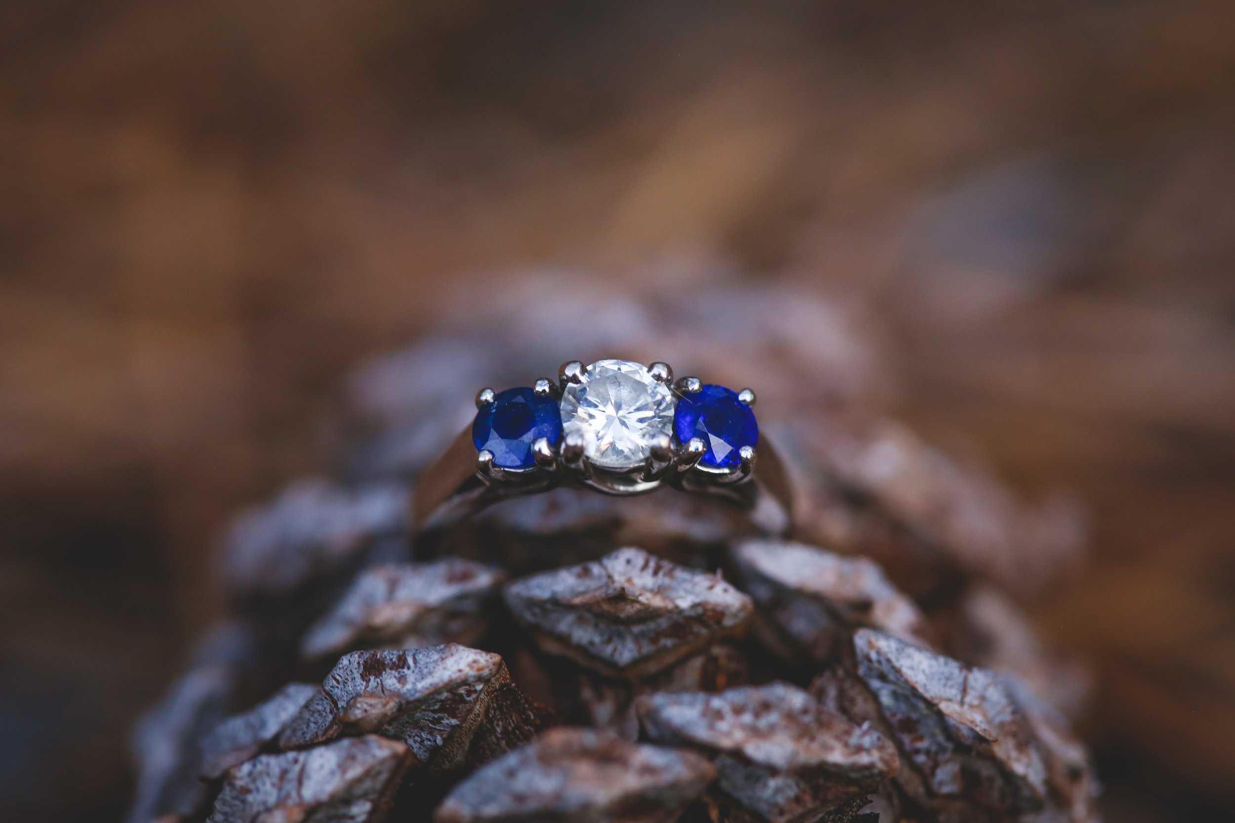 sapphire engagement ring