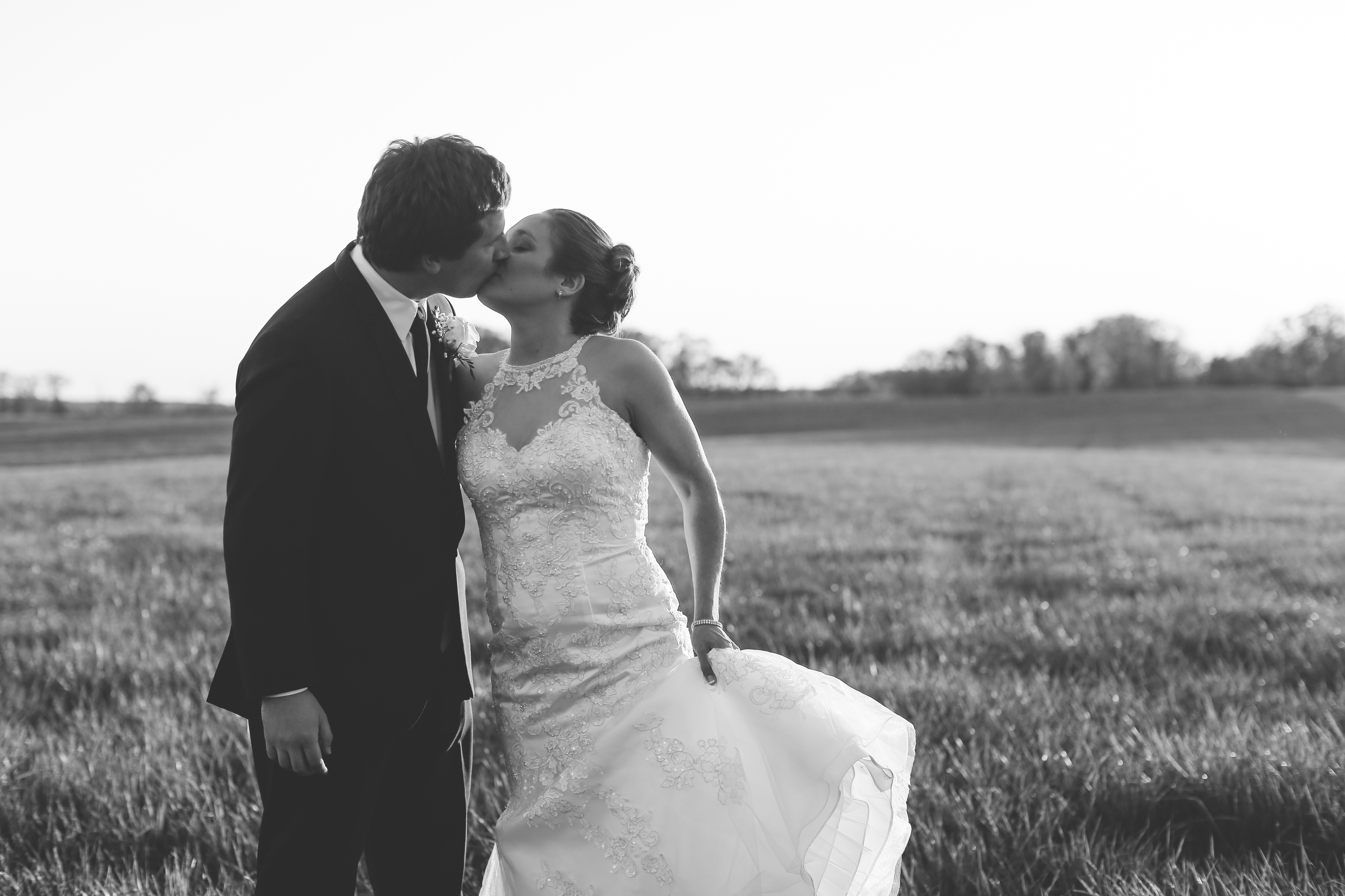 Destination Farm Wedding Virginia Field Jon Courville