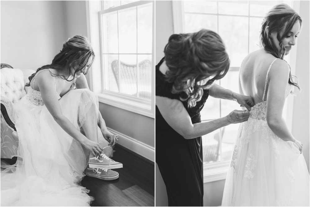 bride getting ready portraits