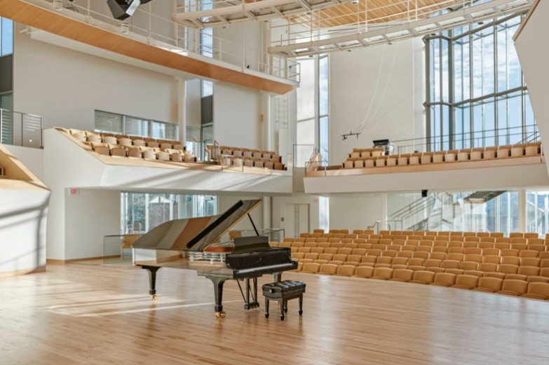 facilities-esber-recital-hall-gallery-05-783x521.jpeg