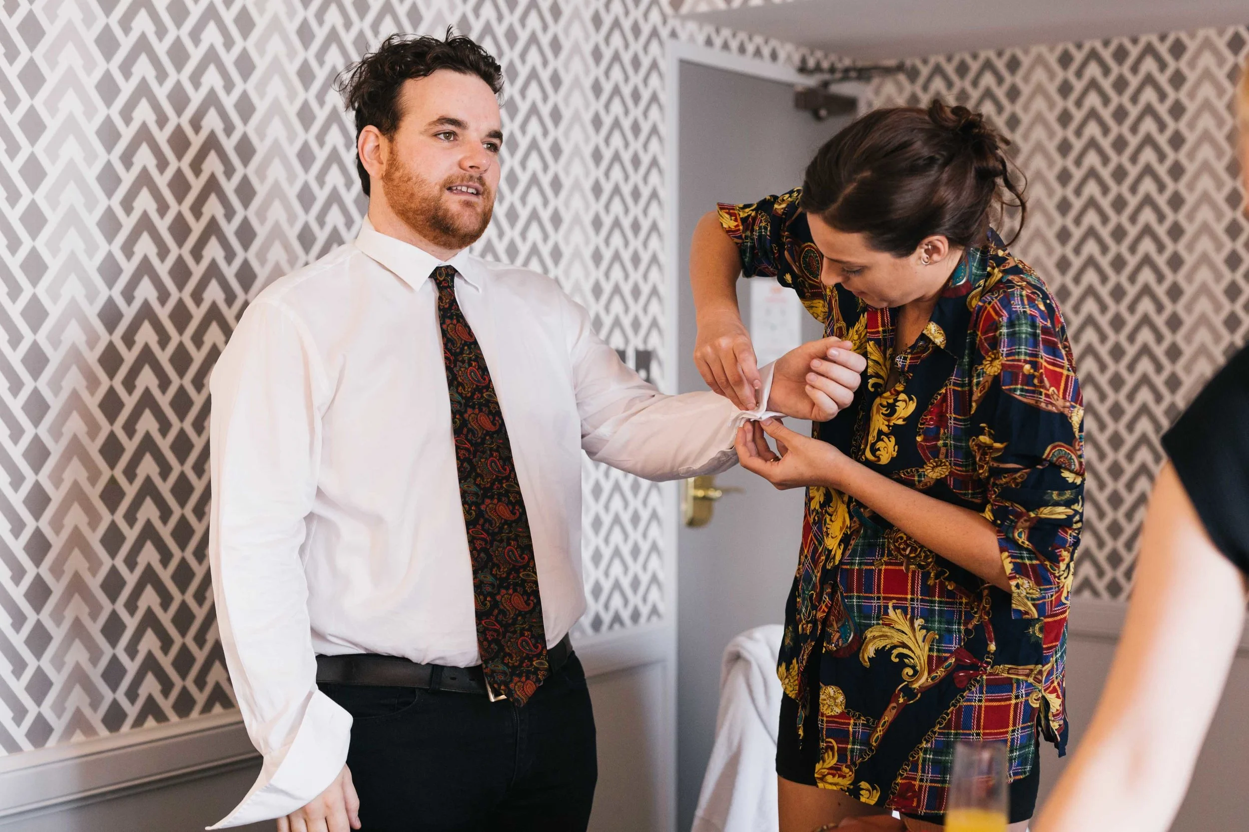 Jacob&CarolineWedding-CarolineGettingReady-014.jpg