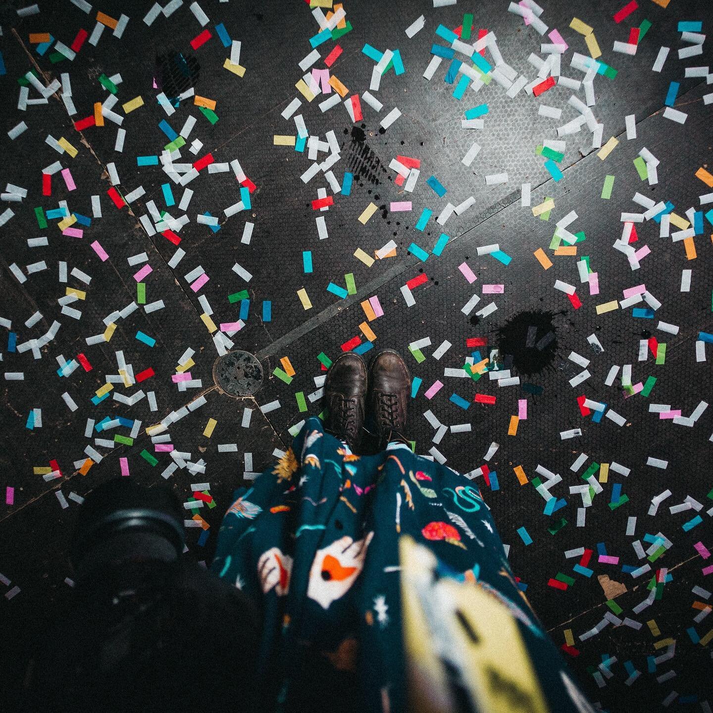 I&rsquo;m a tad late, but here&rsquo;s to a new year filled with more restless confetti filled nights photographing love, life and live music 🎉 a photo from my NYE after shooting a festival and before crashing into a warm bed