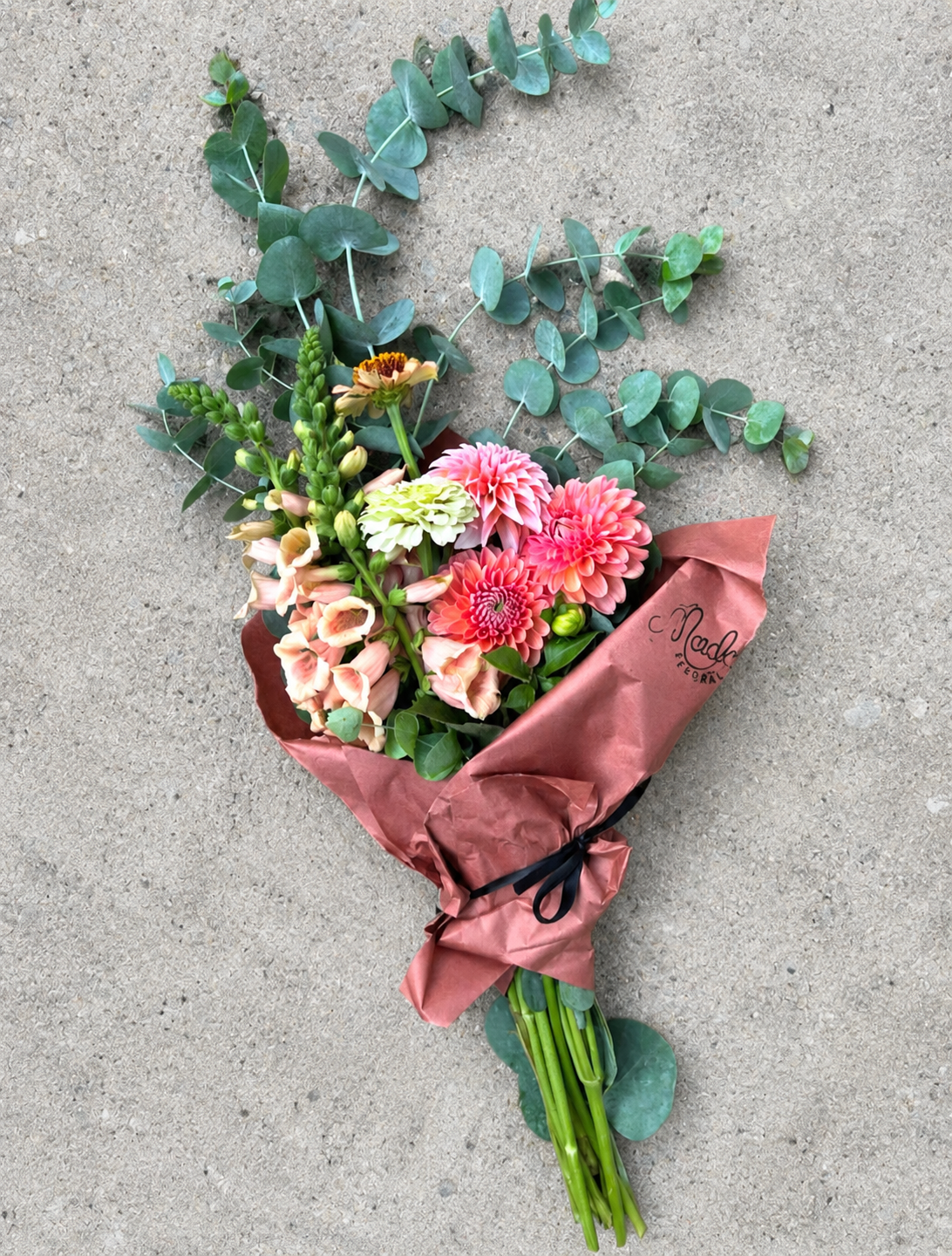 Flower bouquet.png